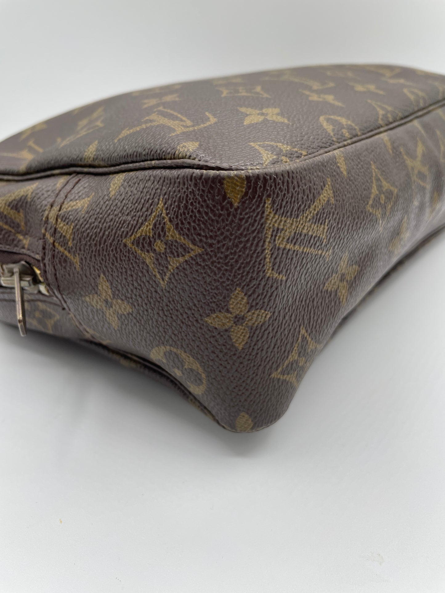 LOUIS VUITTON TROUSSE 28 MONOGRAM