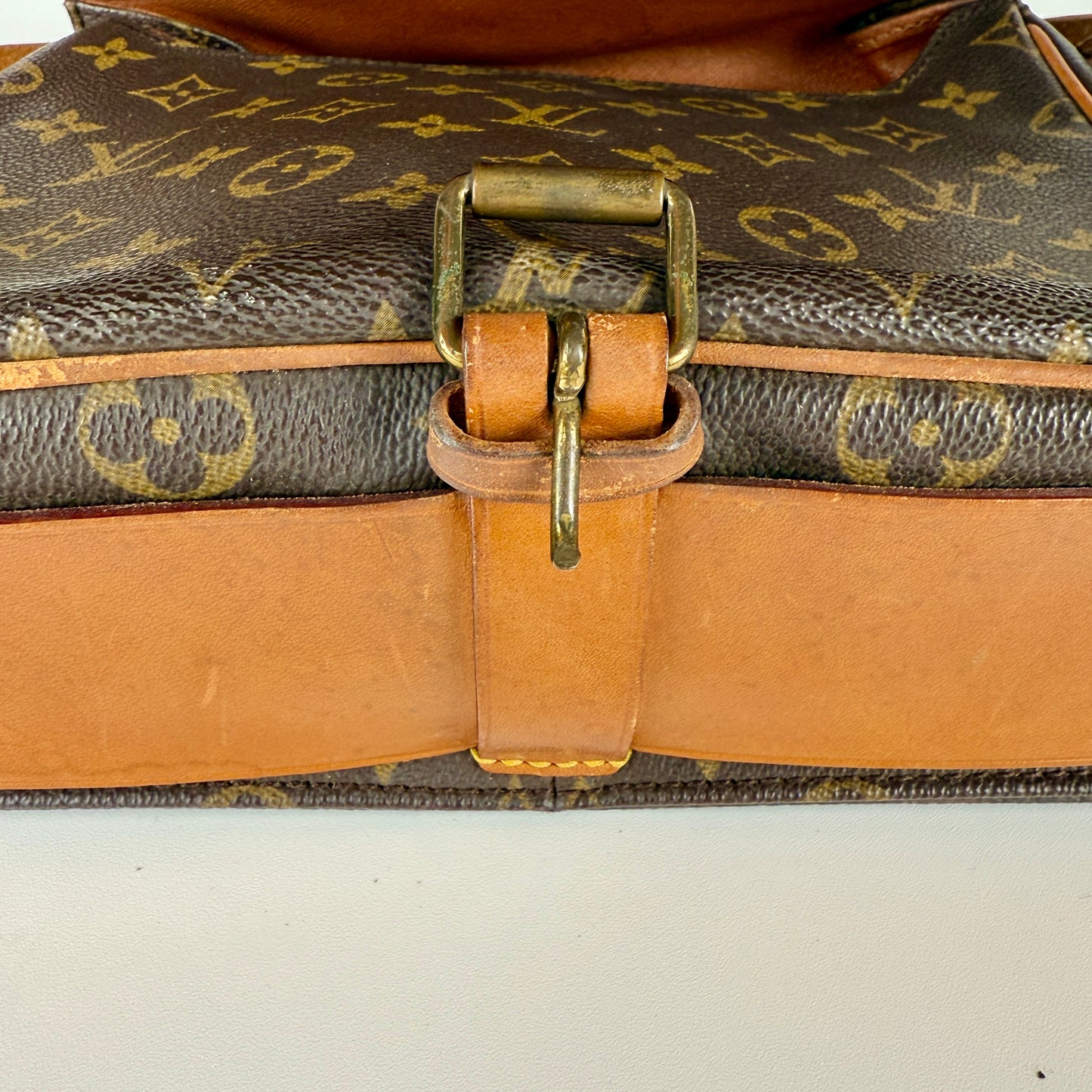 Louis Vuitton Cartouchiere GM