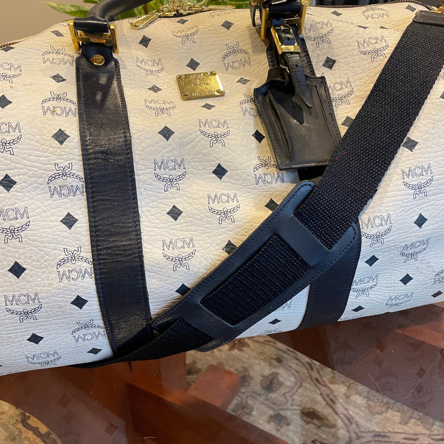 MCM NAVY WEEKENDER DUFFLE