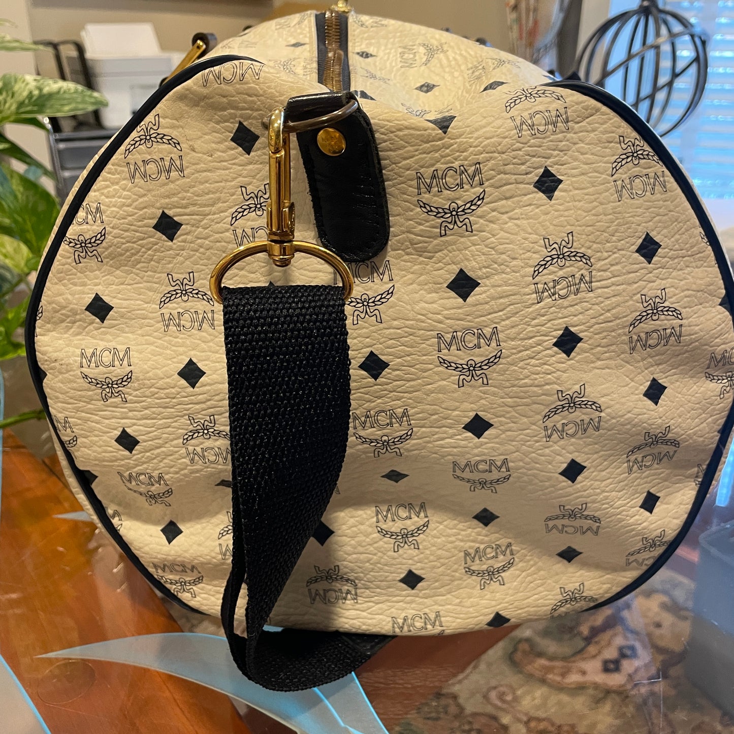 MCM NAVY WEEKENDER DUFFLE