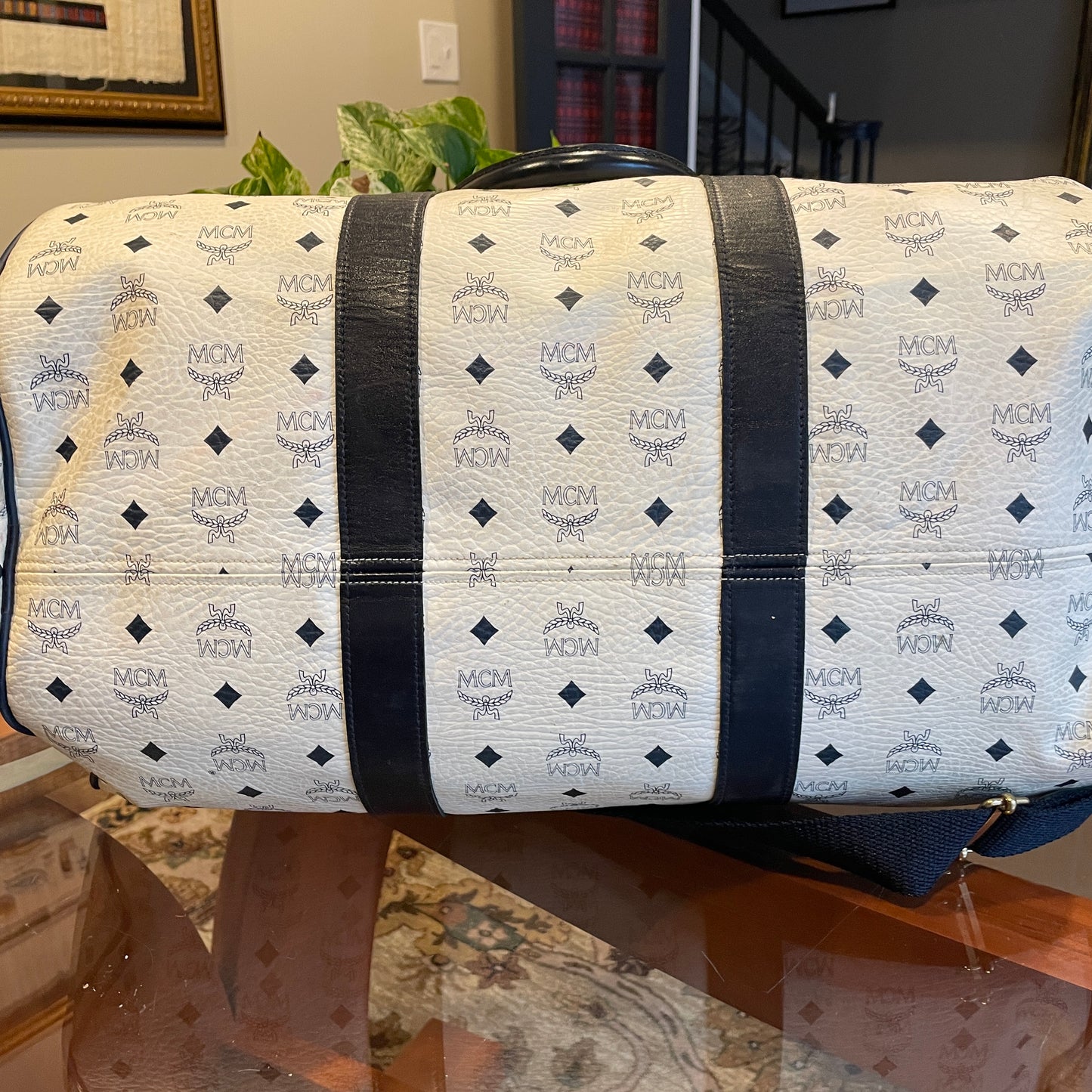 MCM NAVY WEEKENDER DUFFLE