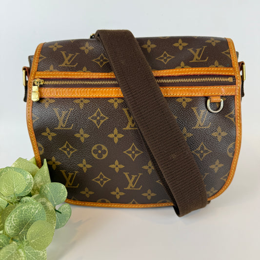 Louis Vuitton Bosphore Messenger PM