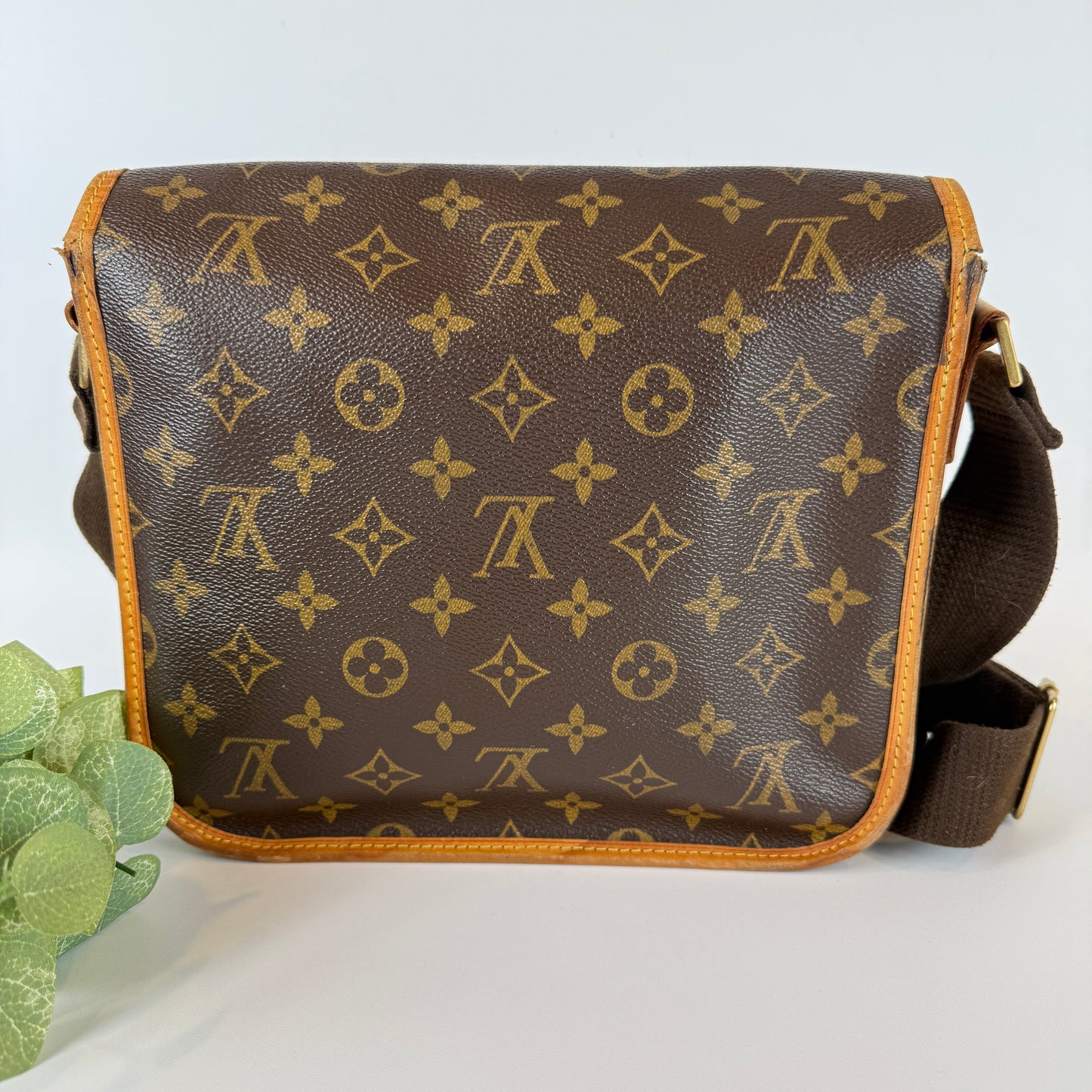 Louis Vuitton Bosphore Messenger PM