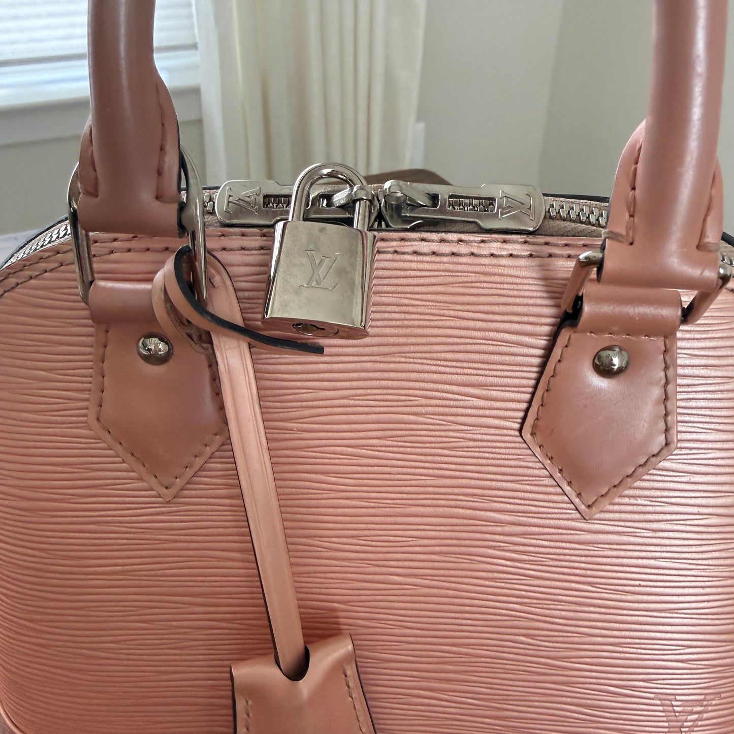 Louis Vuitton Alma BB