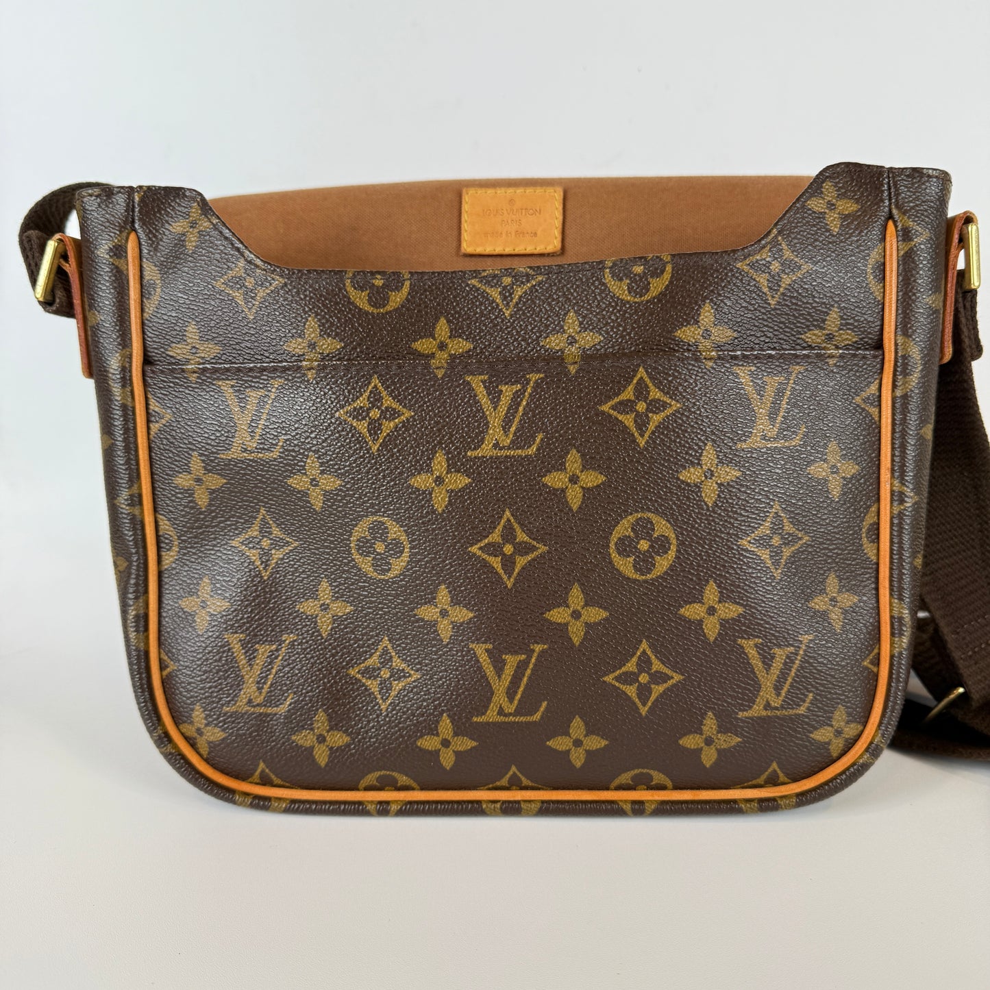 Louis Vuitton Bosphore Messenger PM