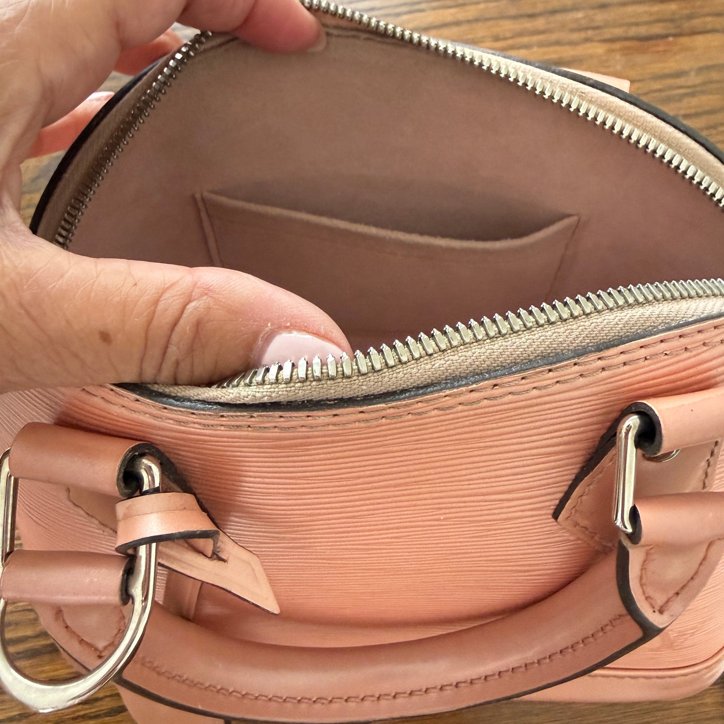 Louis Vuitton Alma BB