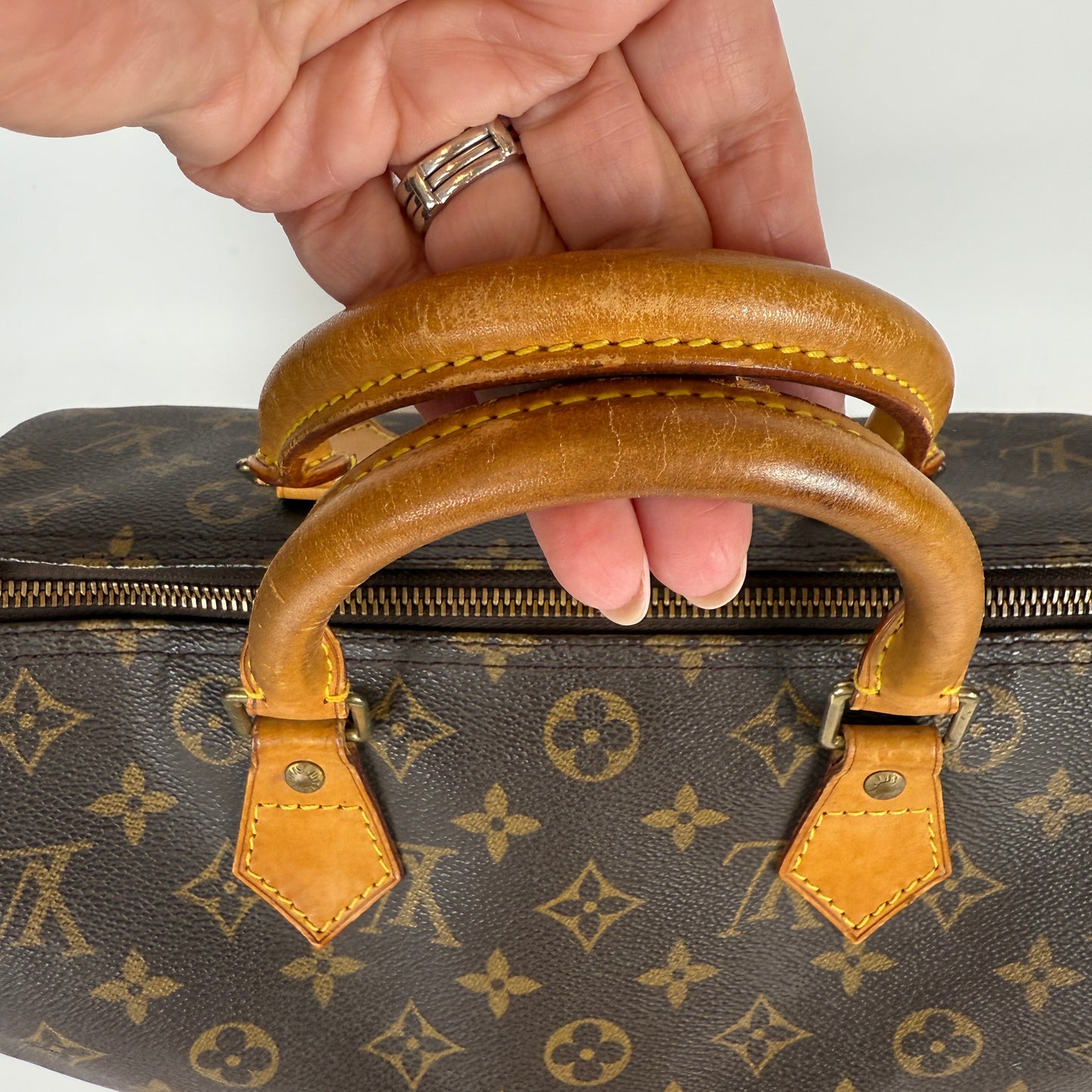 Louis Vuitton Speedy 30