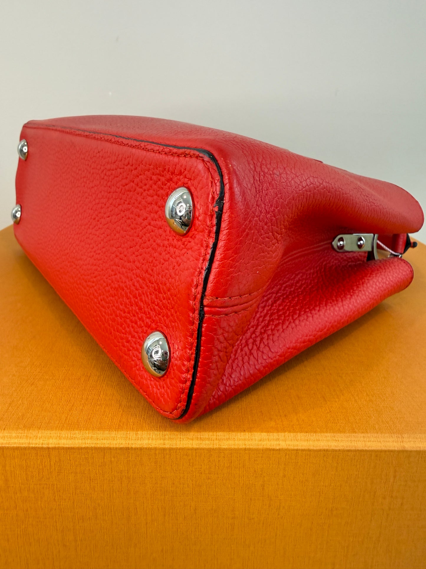 Louis Vuitton Capucines BB