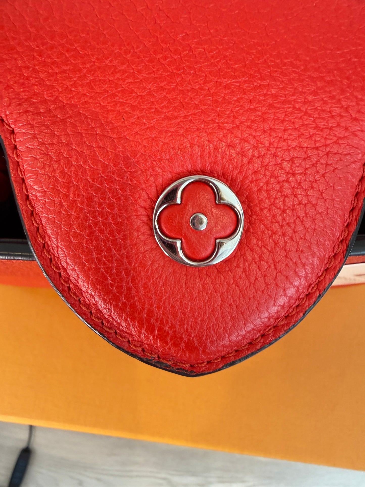 Louis Vuitton Capucines BB