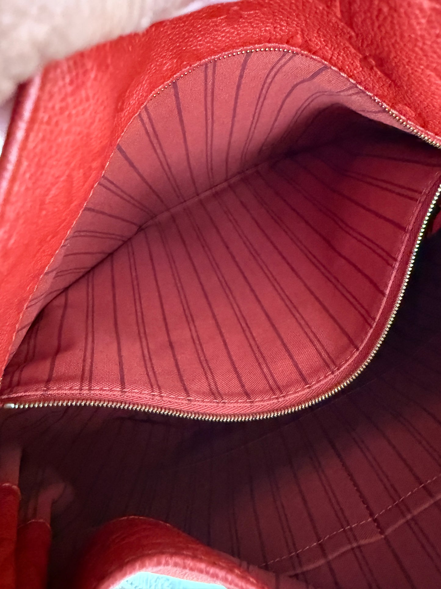 Louis Vuitton Metis Hobo