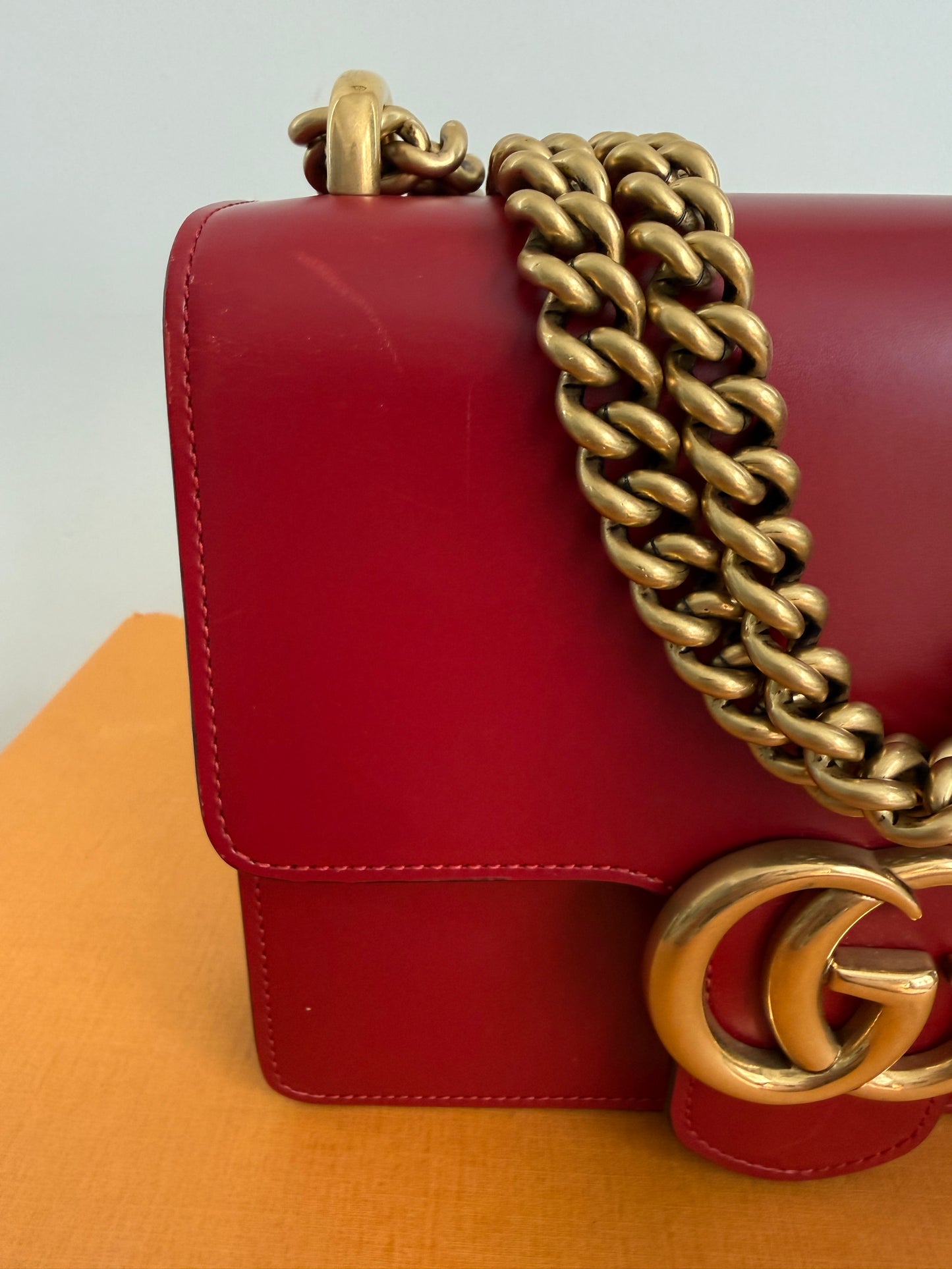 Gucci Knight Marmont