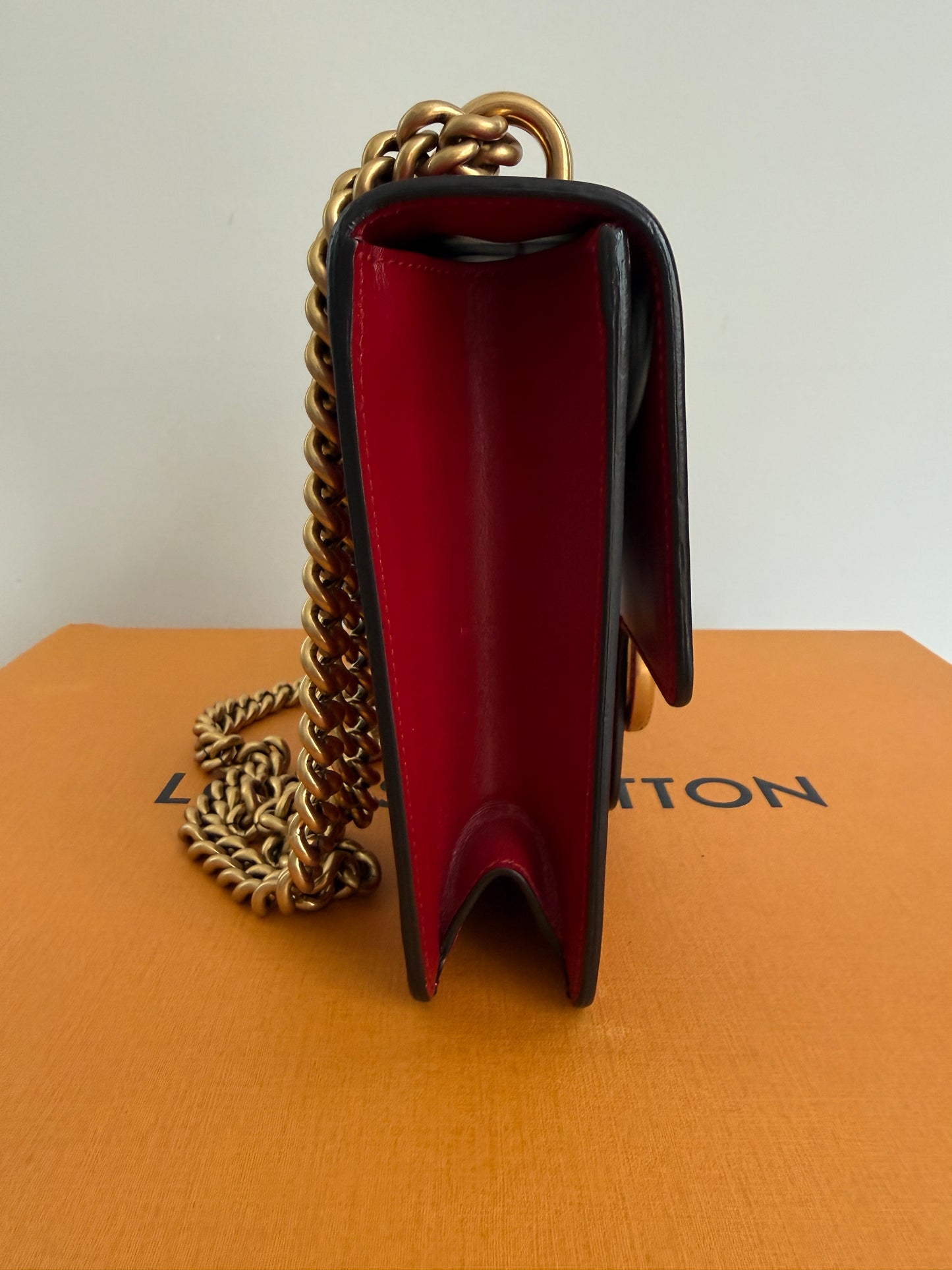 Gucci Knight Marmont