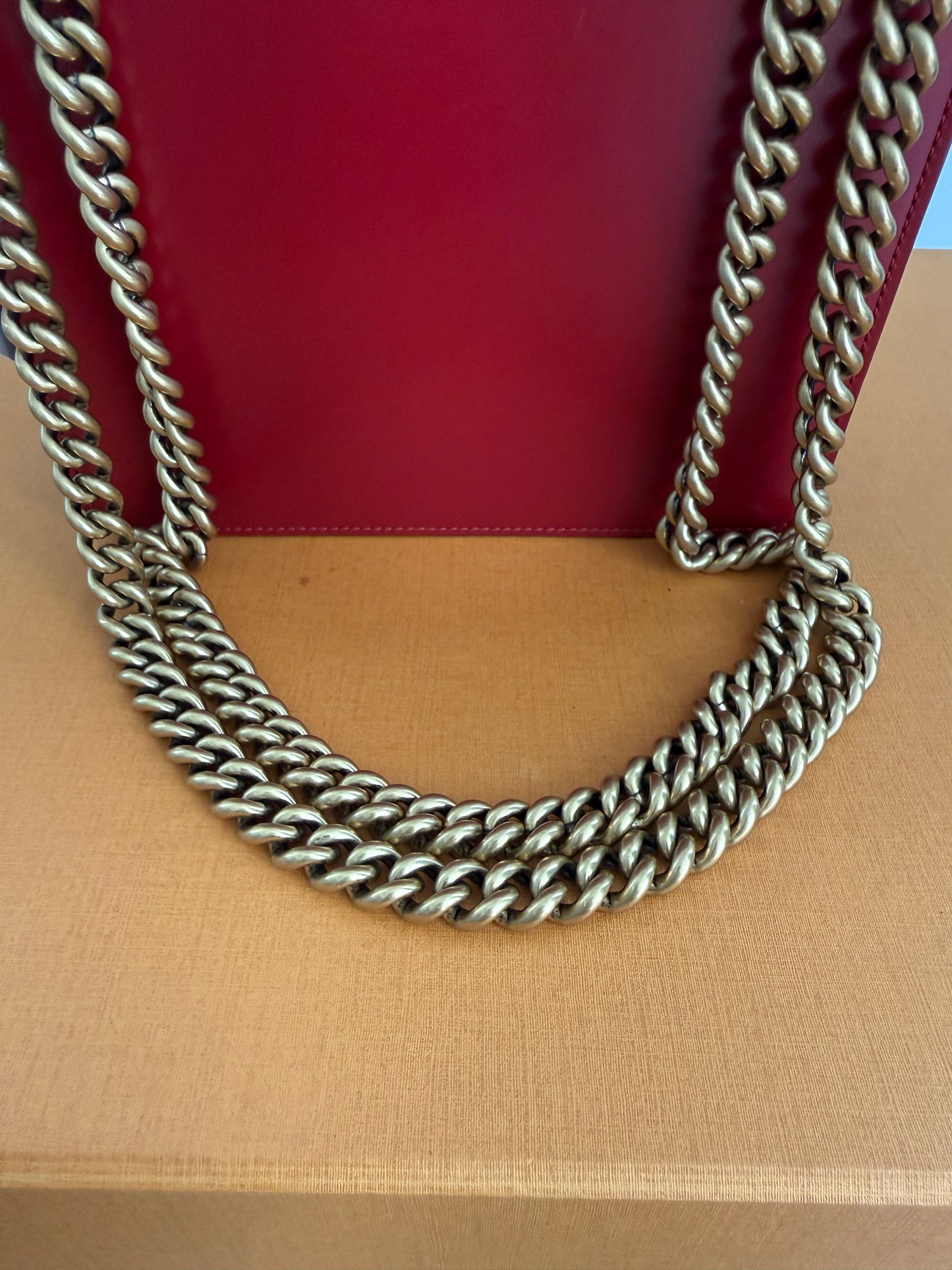 Gucci Knight Marmont