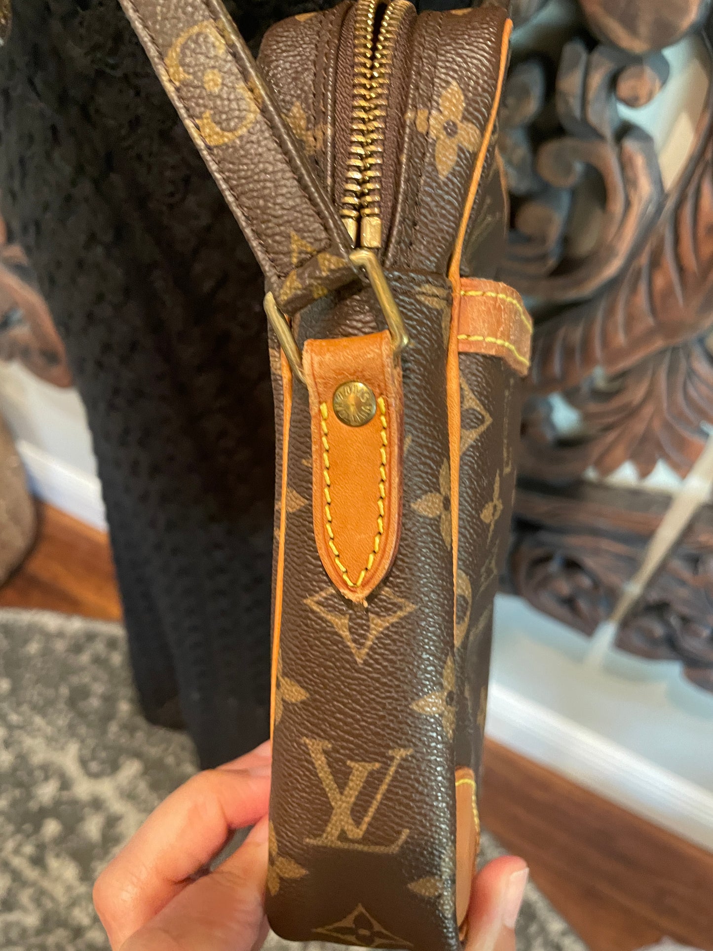 LOUIS VUITTON DANUBE