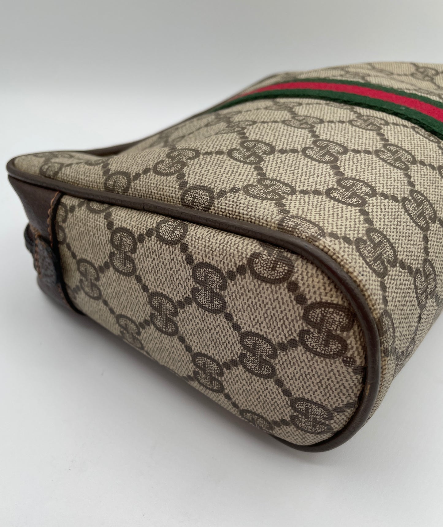 GUCCI SHERRY LINE CLUTCH