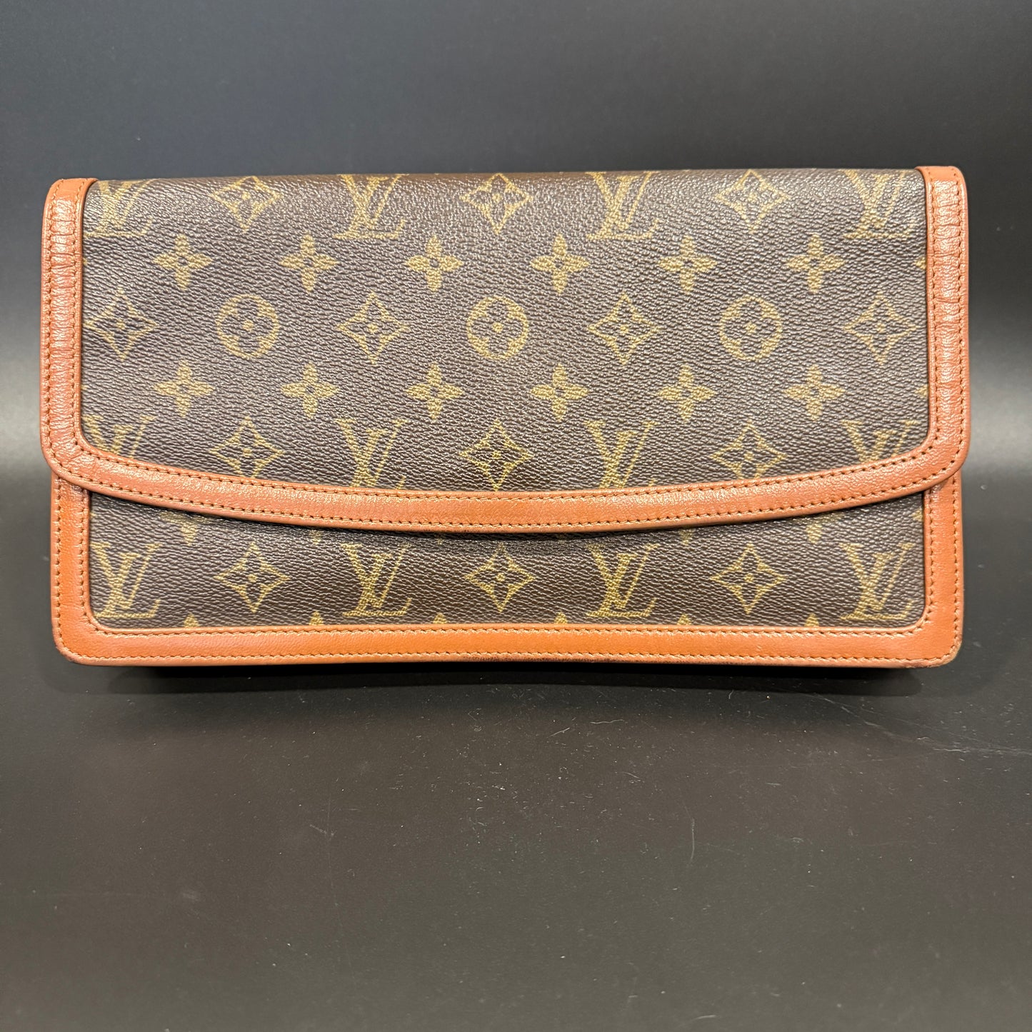 Louis Vuitton Pochette Dame Medium