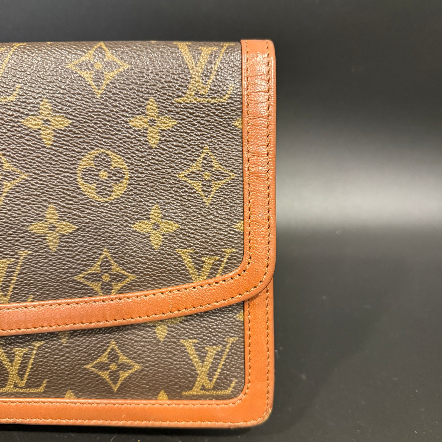 Louis Vuitton Pochette Dame Medium