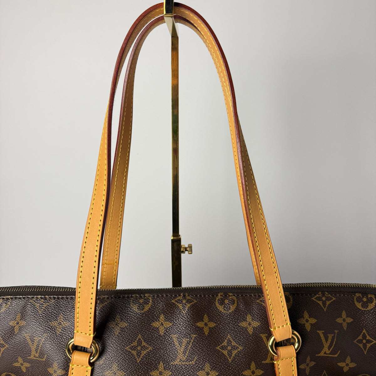 Louis Vuitton Totally