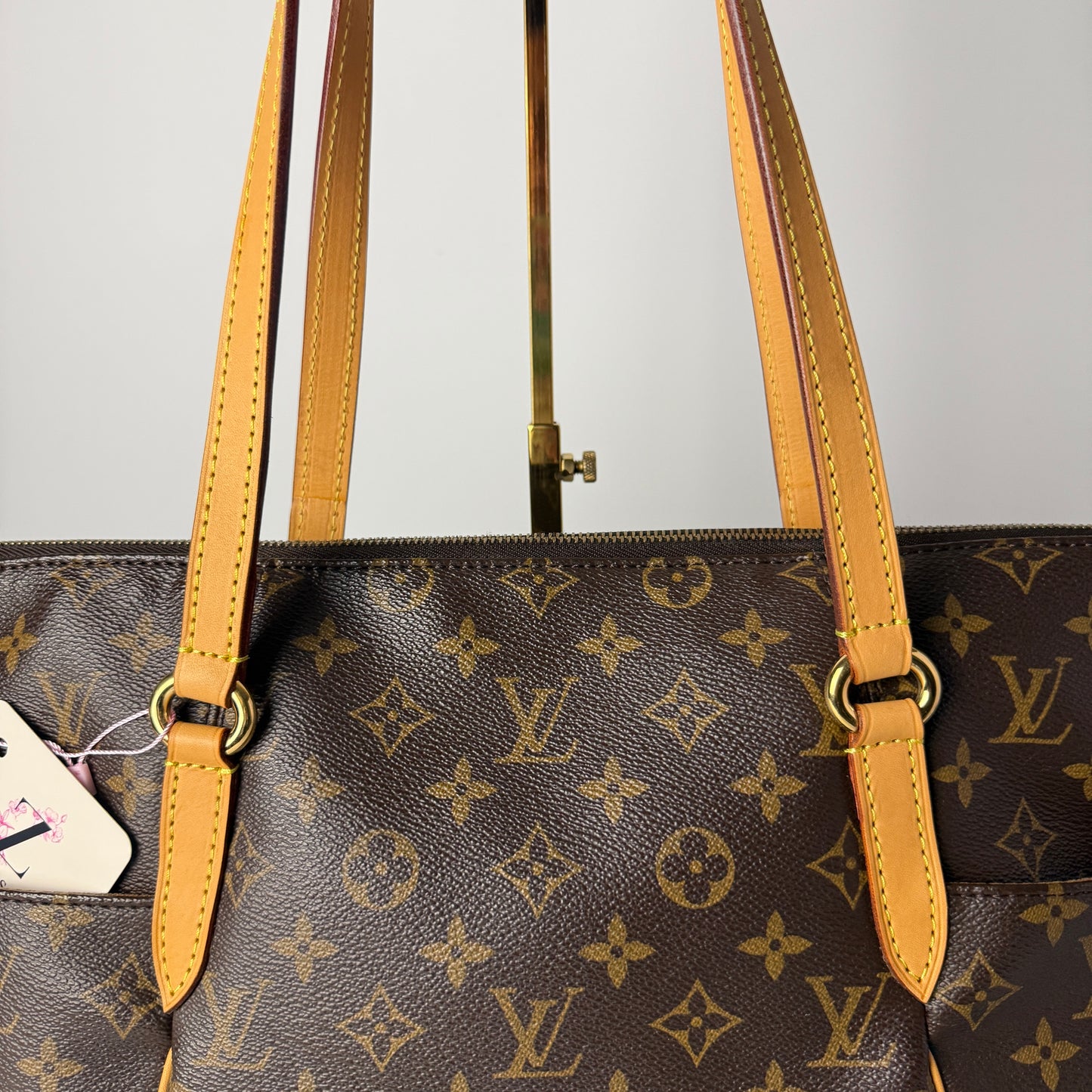 Louis Vuitton Totally