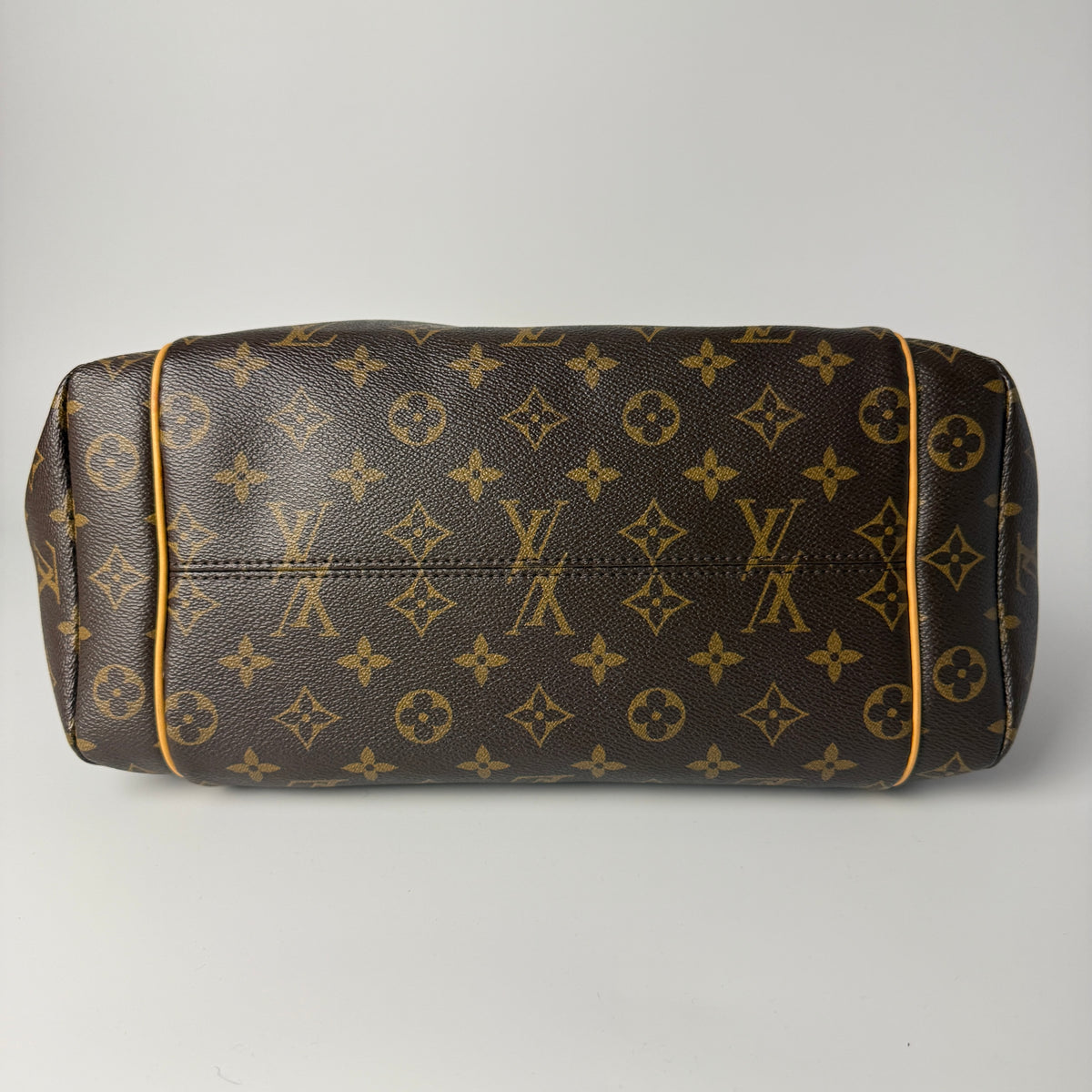 Louis Vuitton Totally