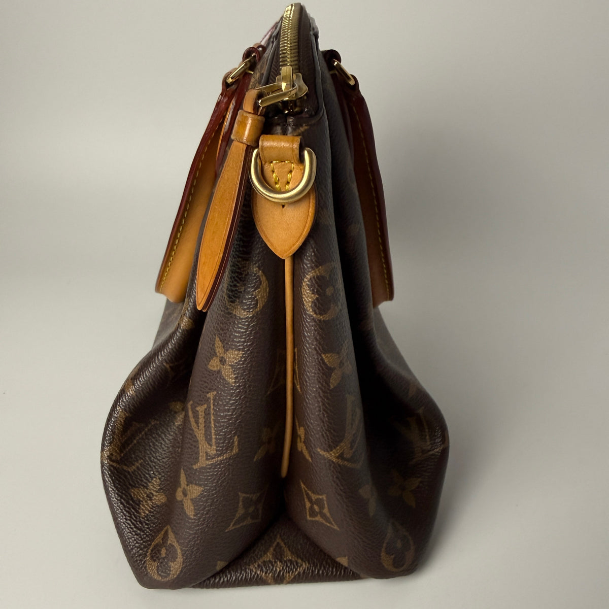 Louis Vuitton Rivoli