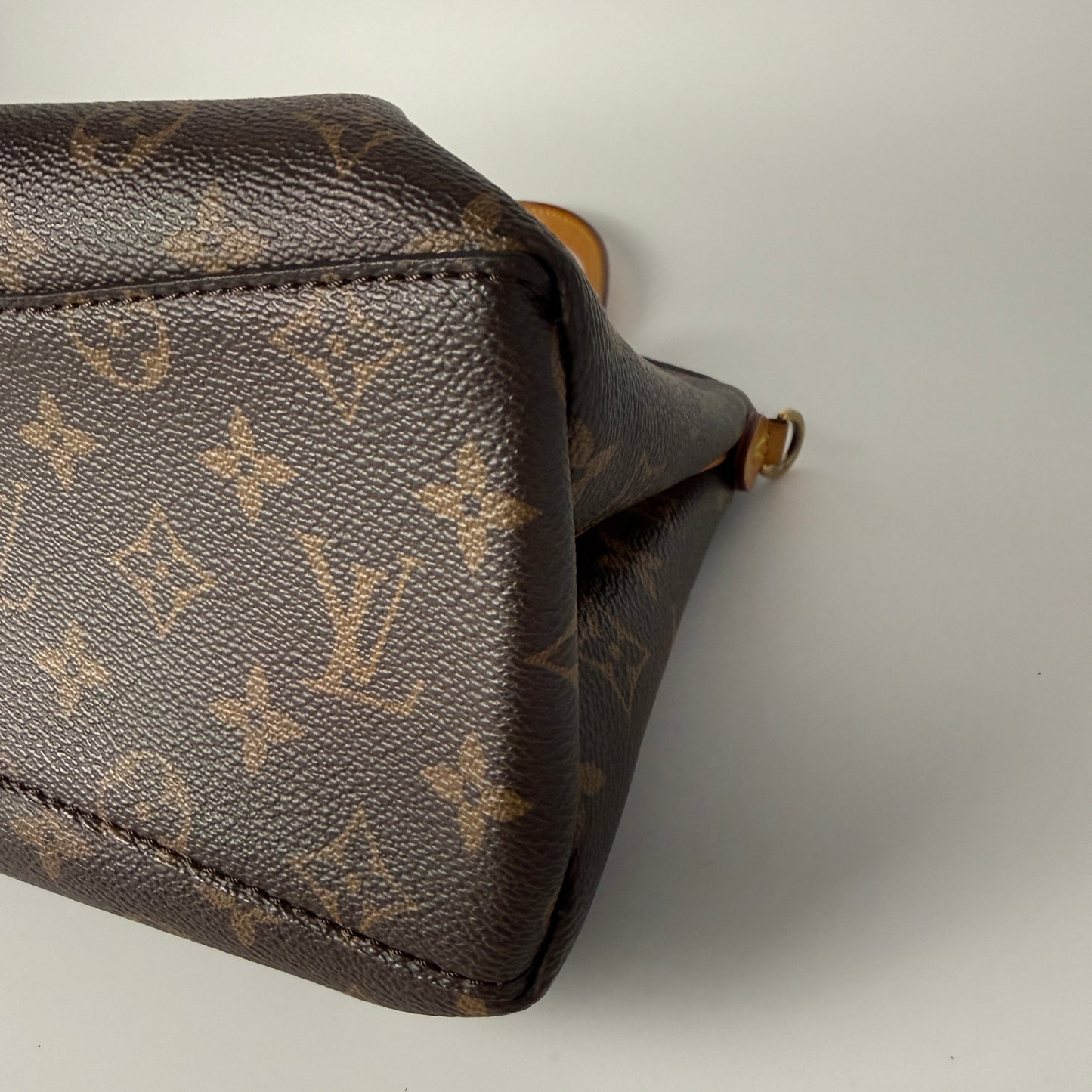 Louis Vuitton Rivoli