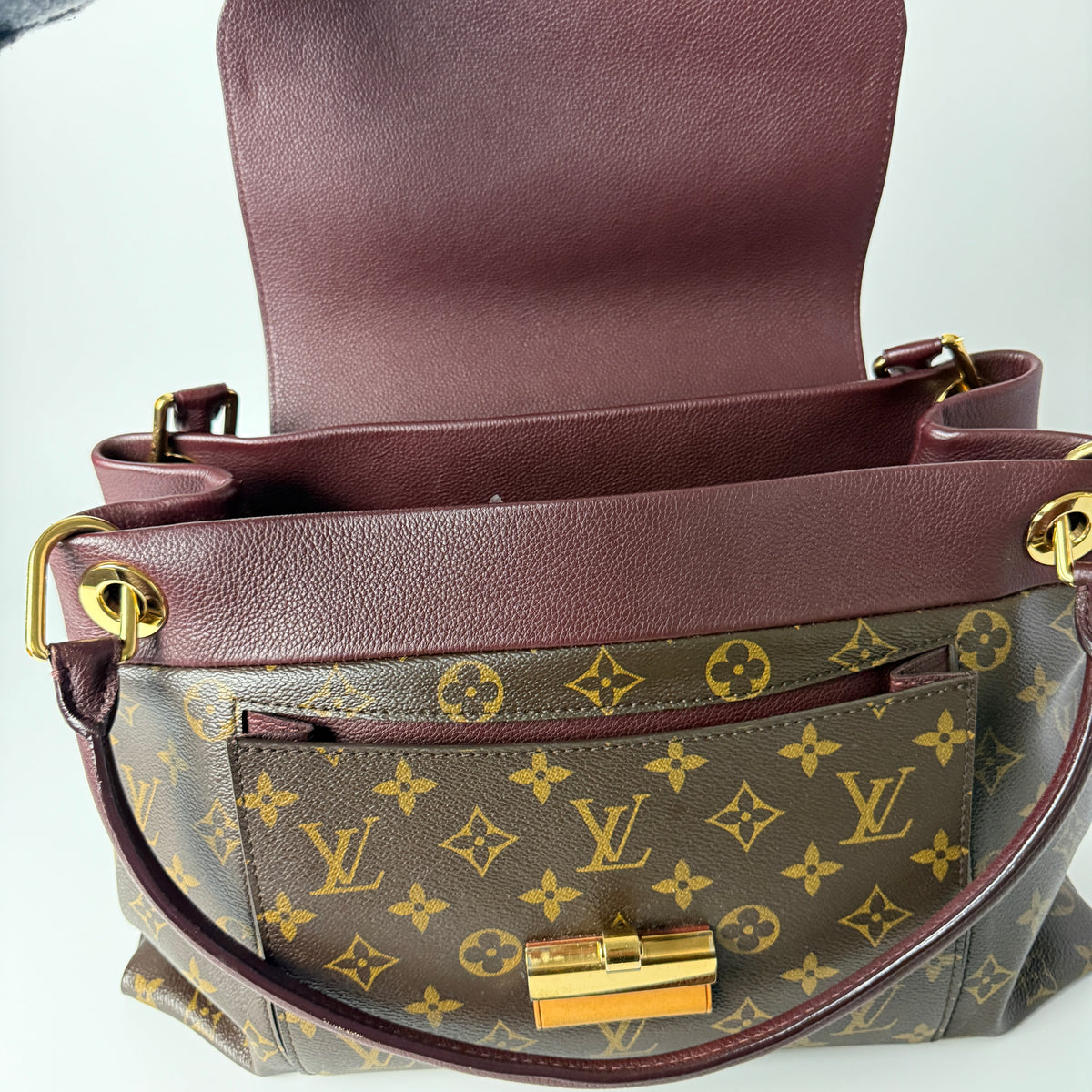 Louis Vuitton Olympe