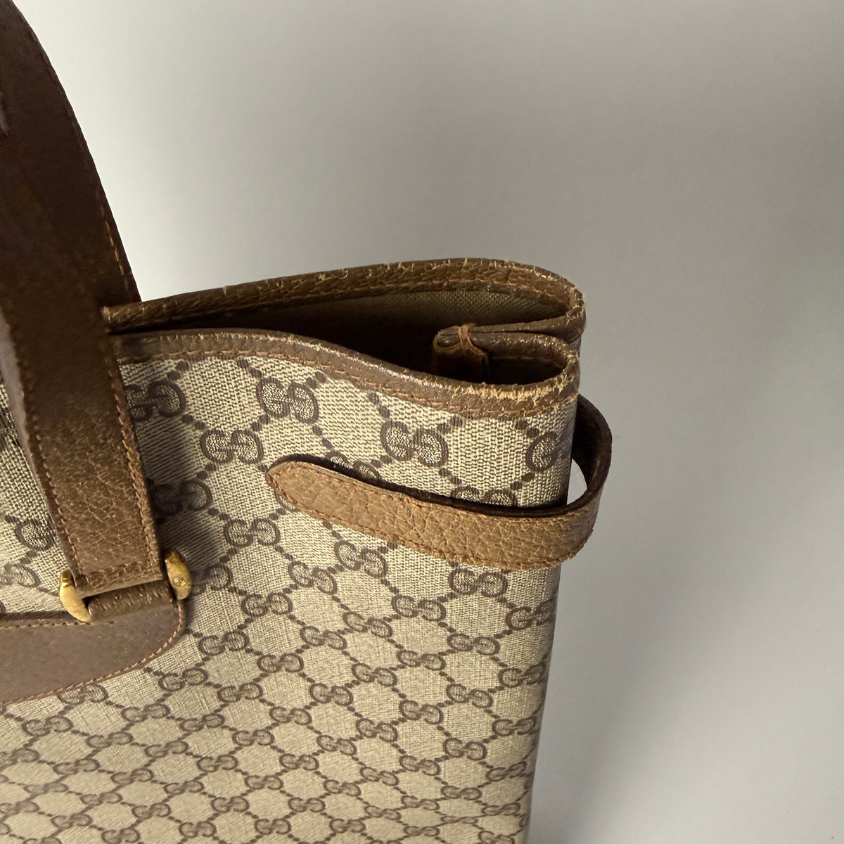 Gucci Supreme Tote