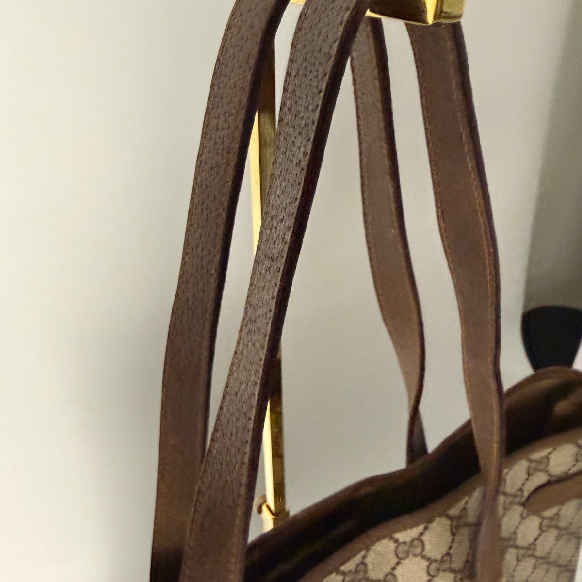 Gucci Supreme Tote