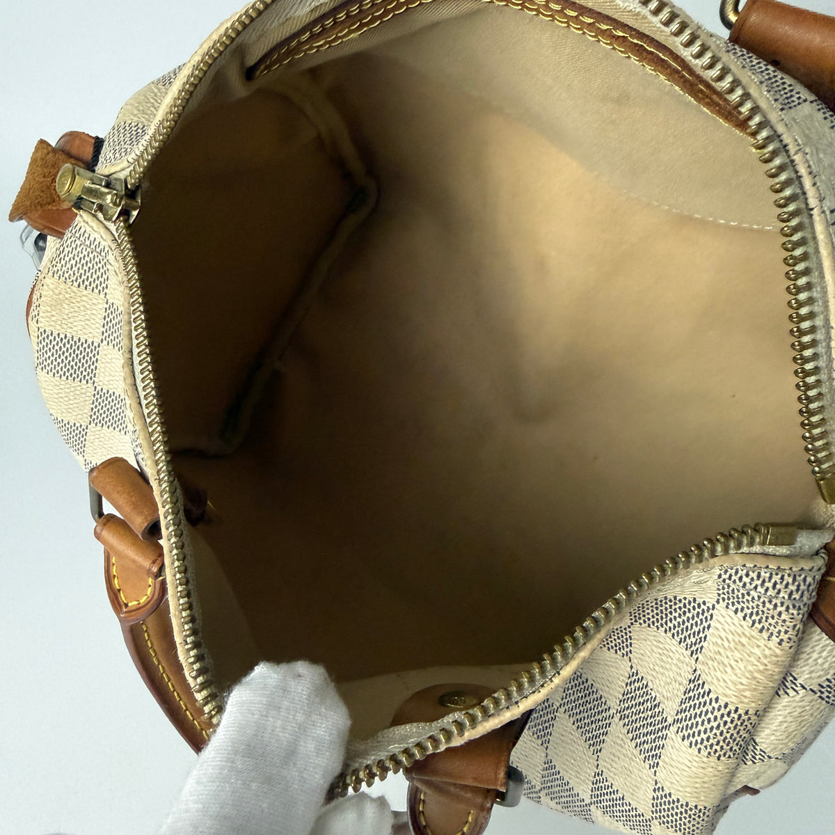 Louis Vuitton Speedy 25