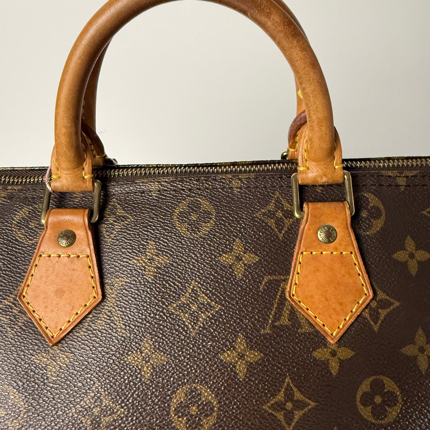Louis Vuitton Speedy 30