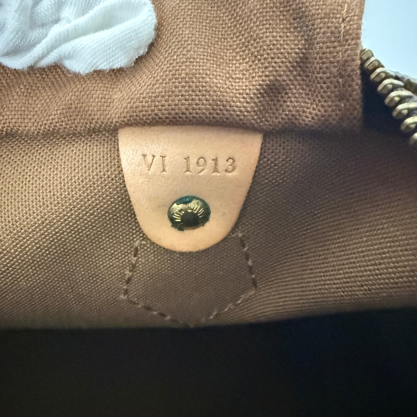 Louis Vuitton Speedy 30
