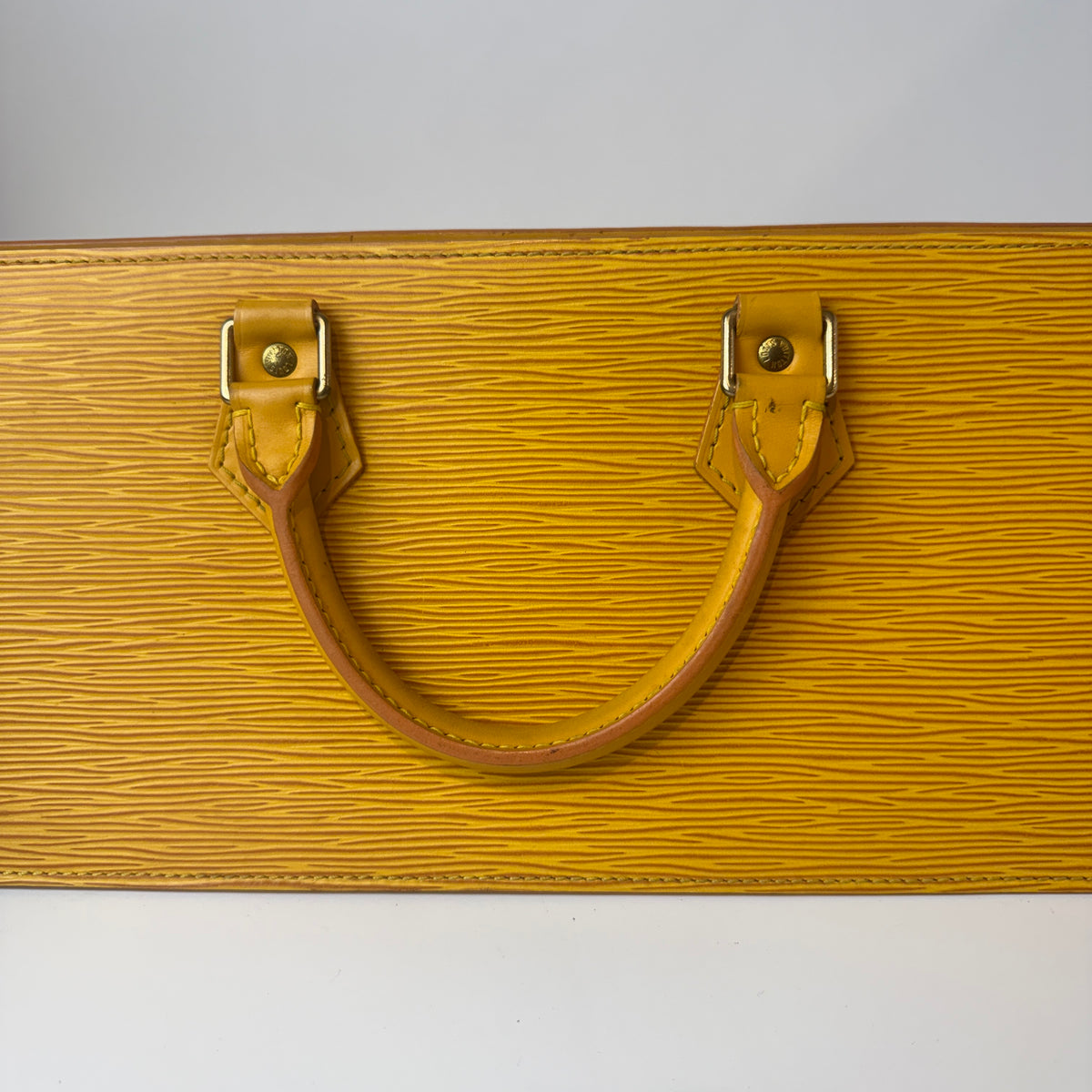 Louis Vuitton Sac Triangle