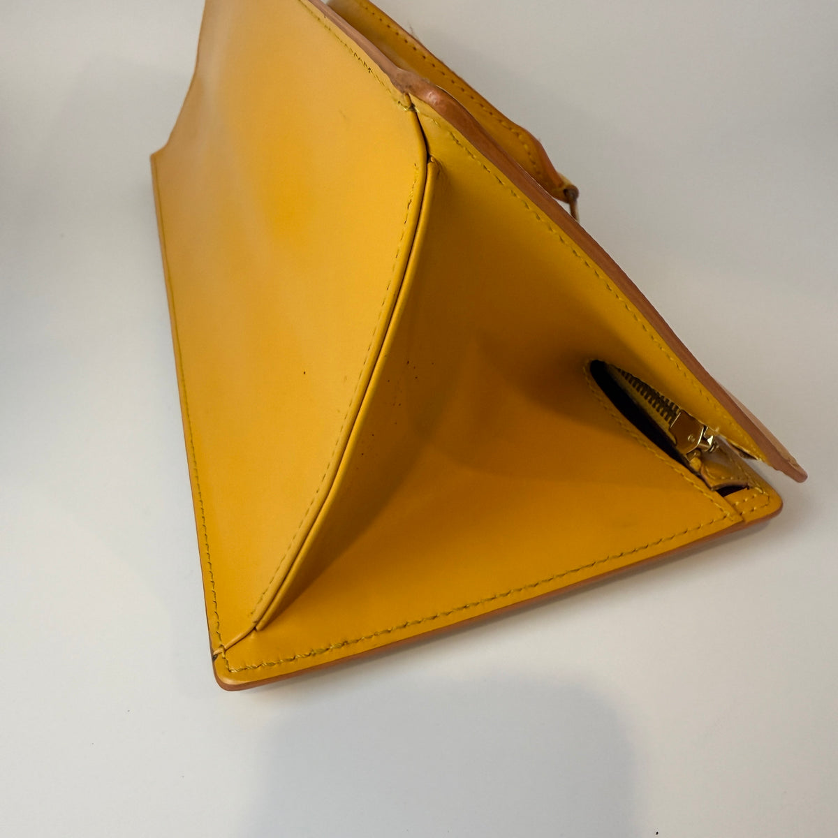 Louis Vuitton Sac Triangle