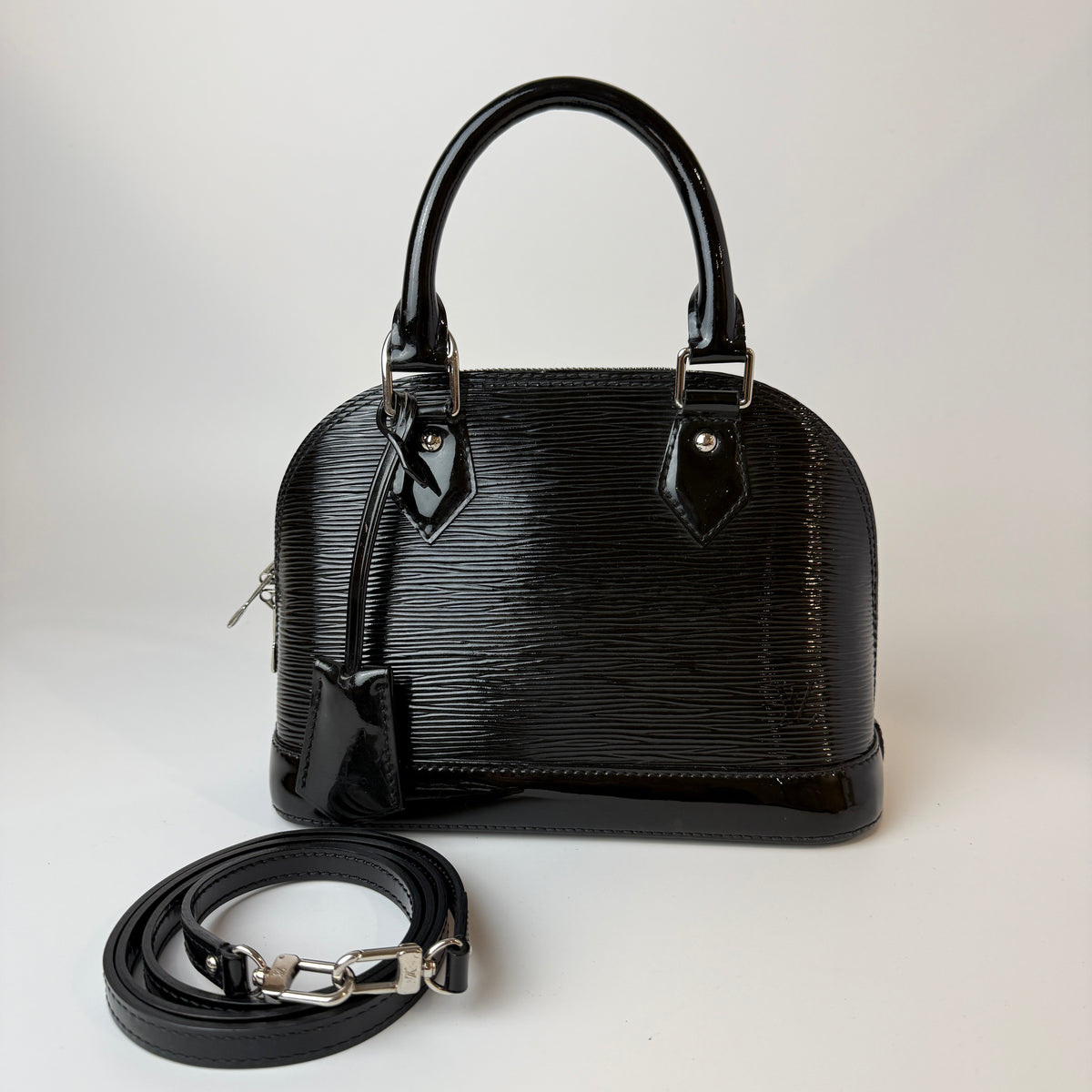 Louis Vuitton Alma BB