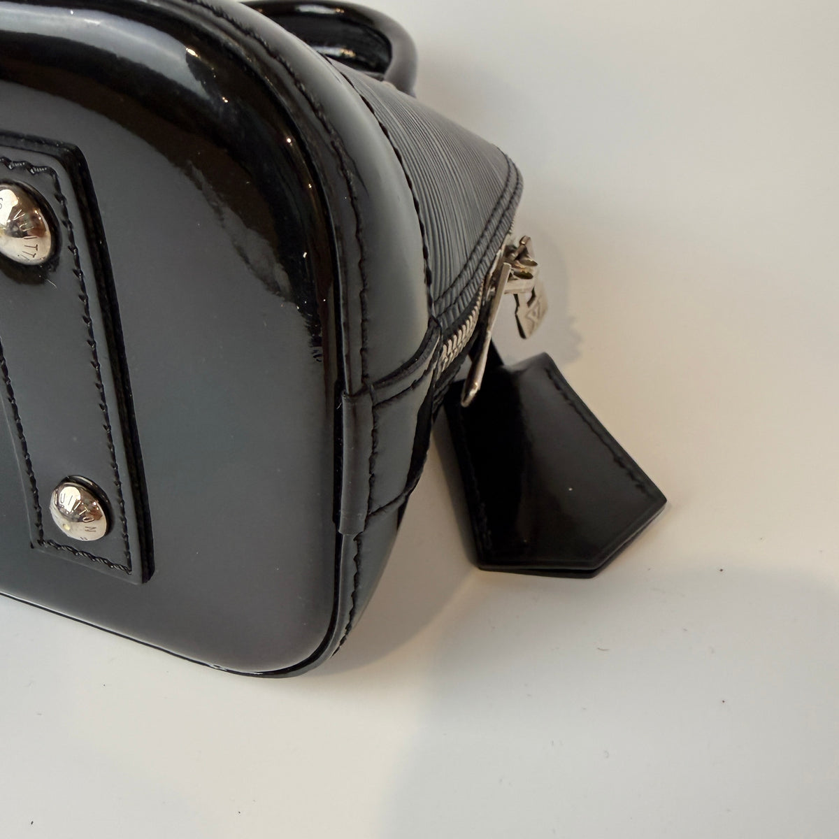 Louis Vuitton Alma BB