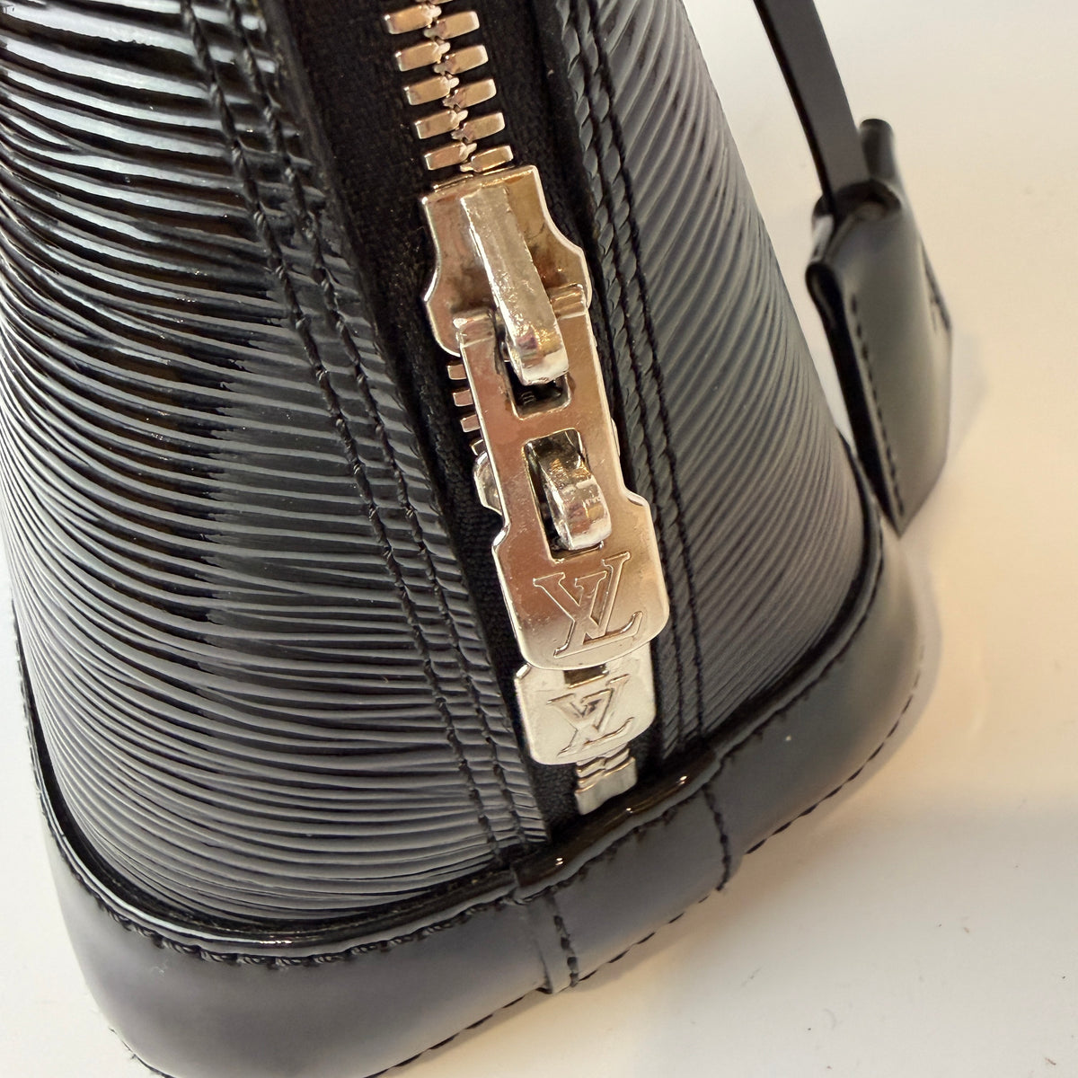 Louis Vuitton Alma BB