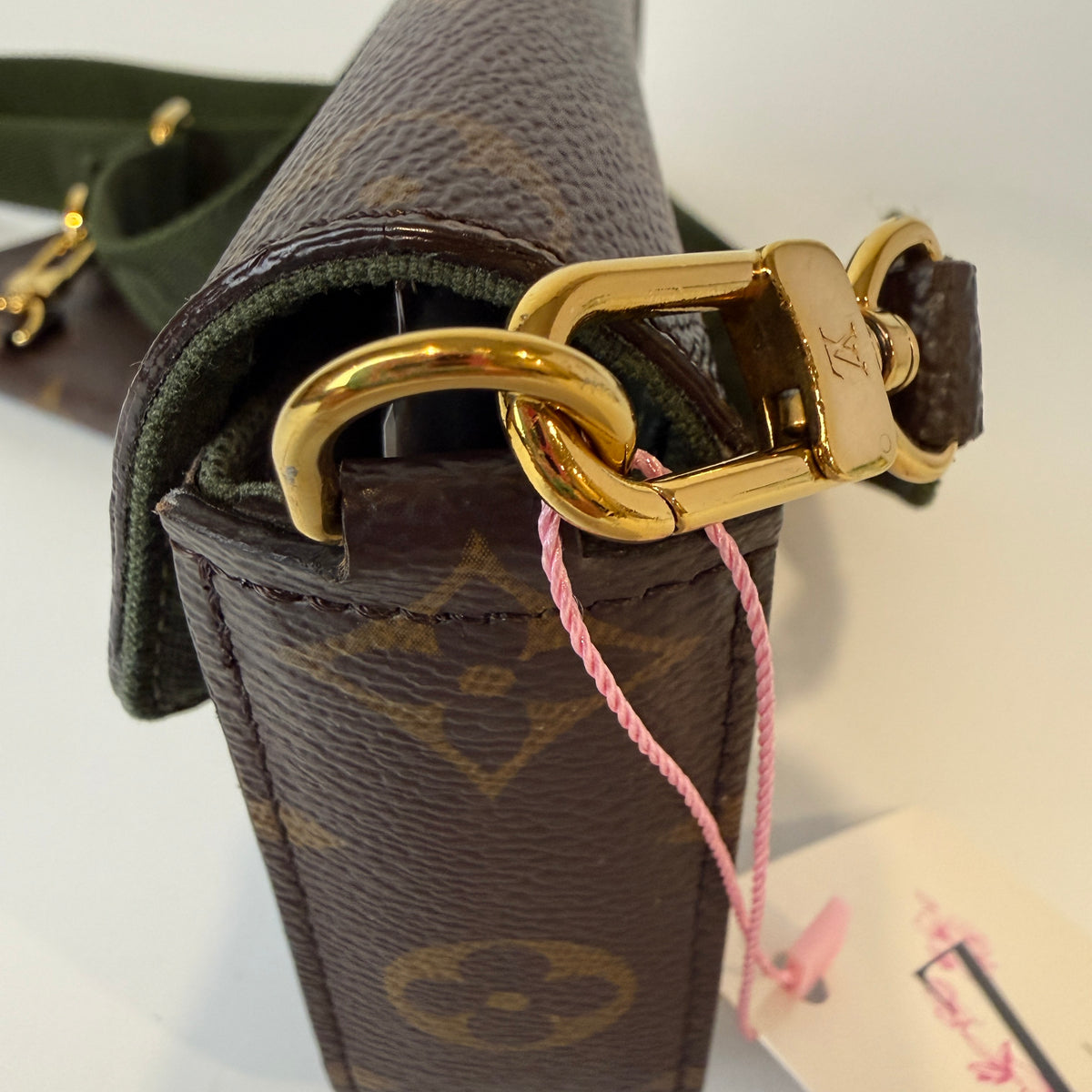 Louis Vuitton Felicie Strap & Go