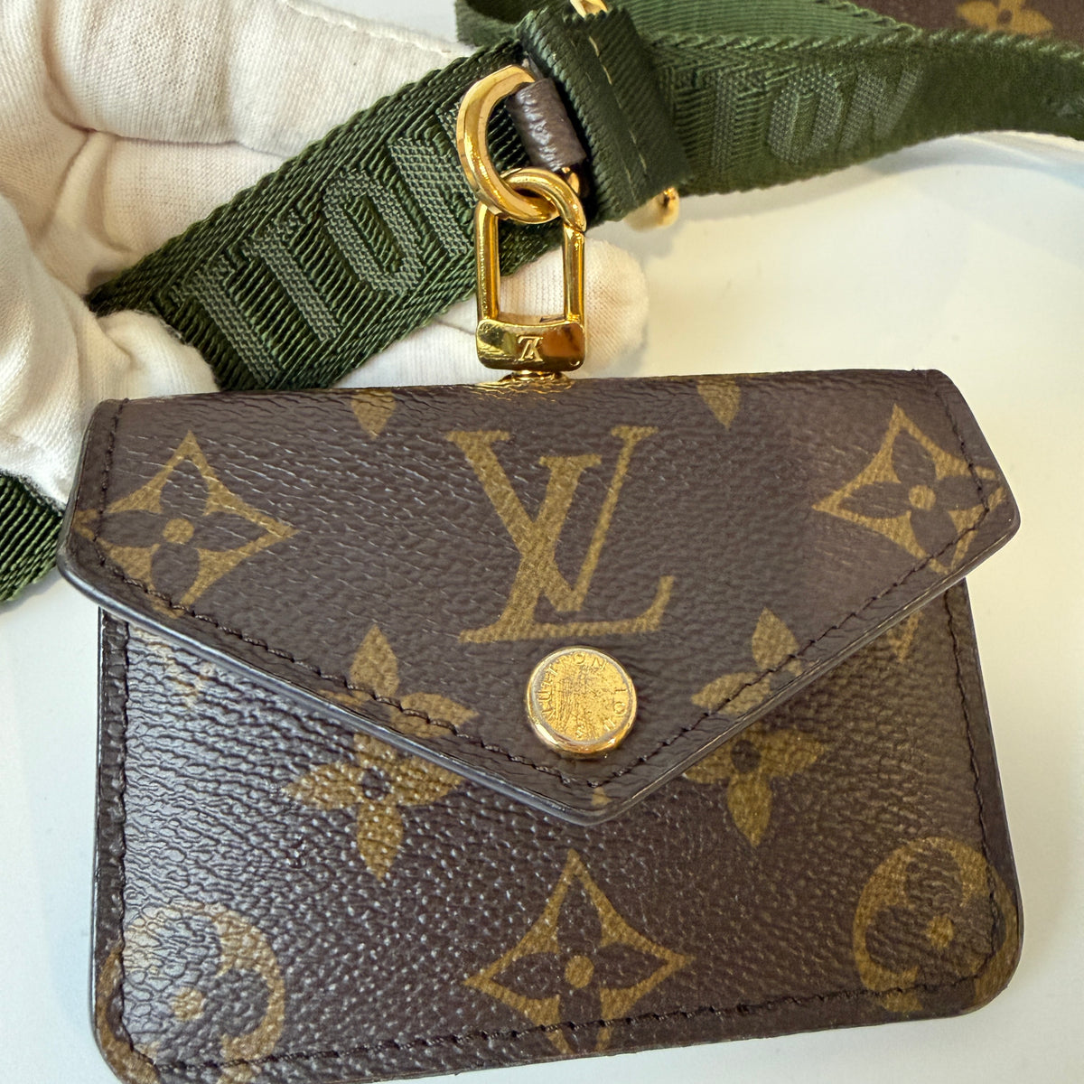 Louis Vuitton Felicie Strap & Go