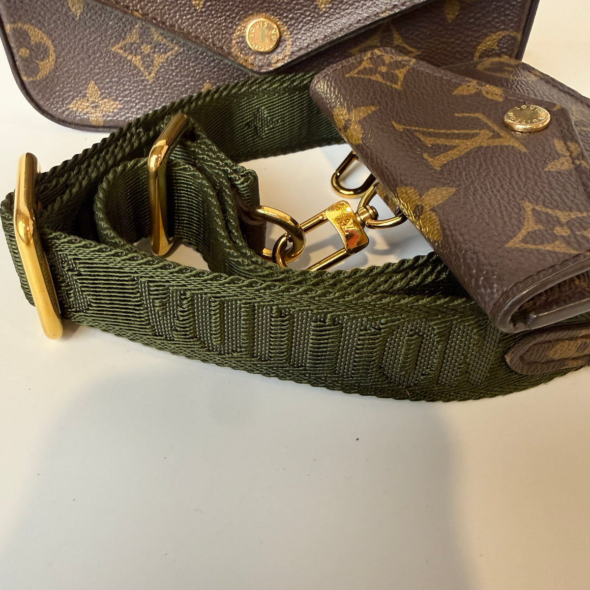 Louis Vuitton Felicie Strap & Go