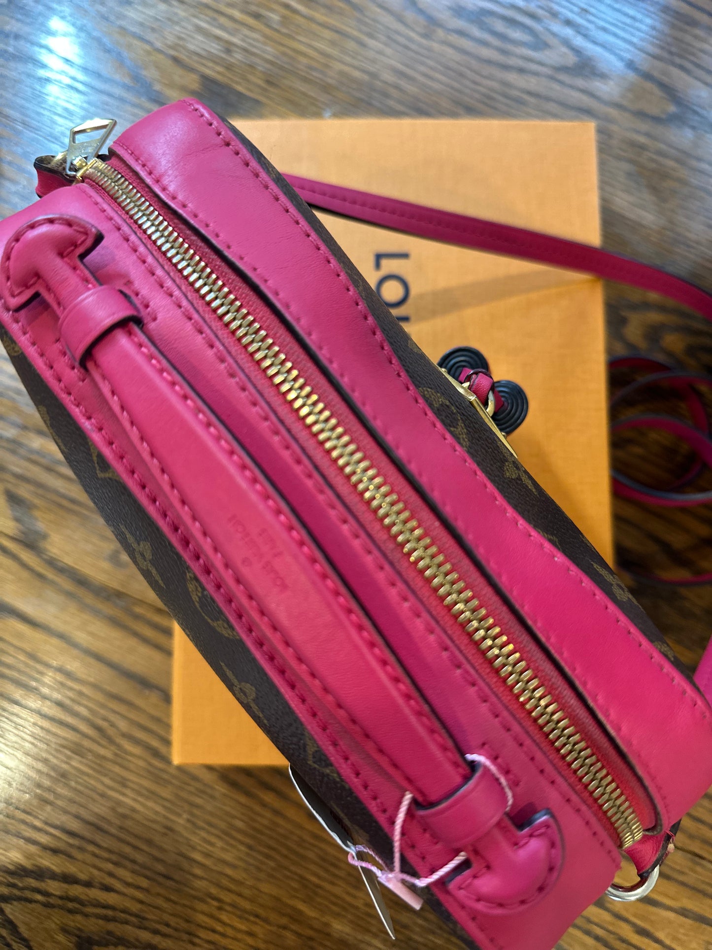 Louis Vuitton Saintonge