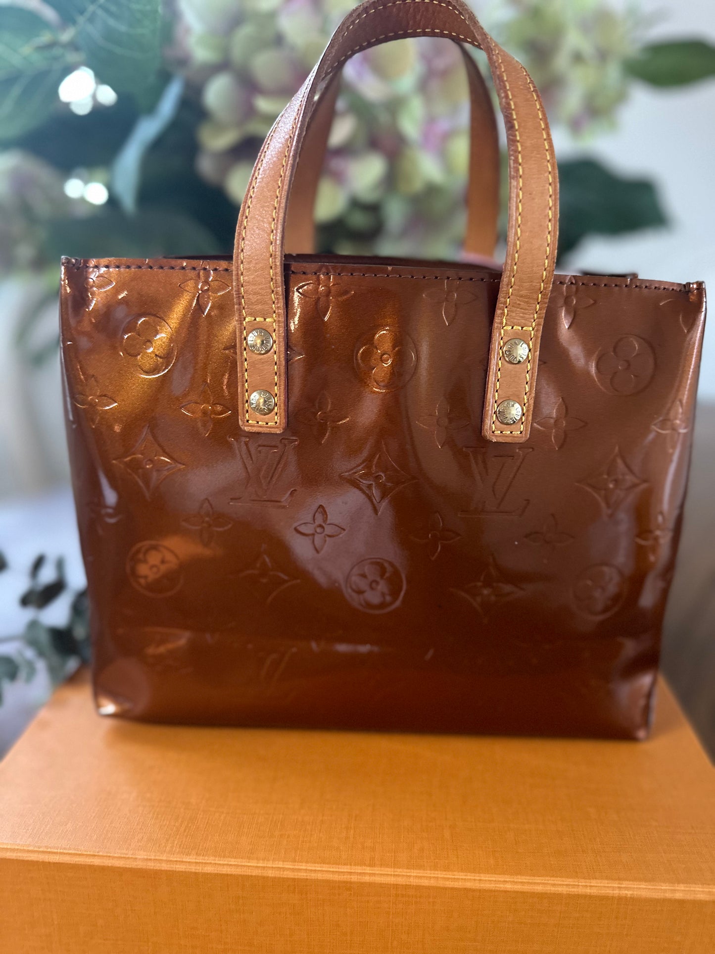 Louis Vuitton Reade
