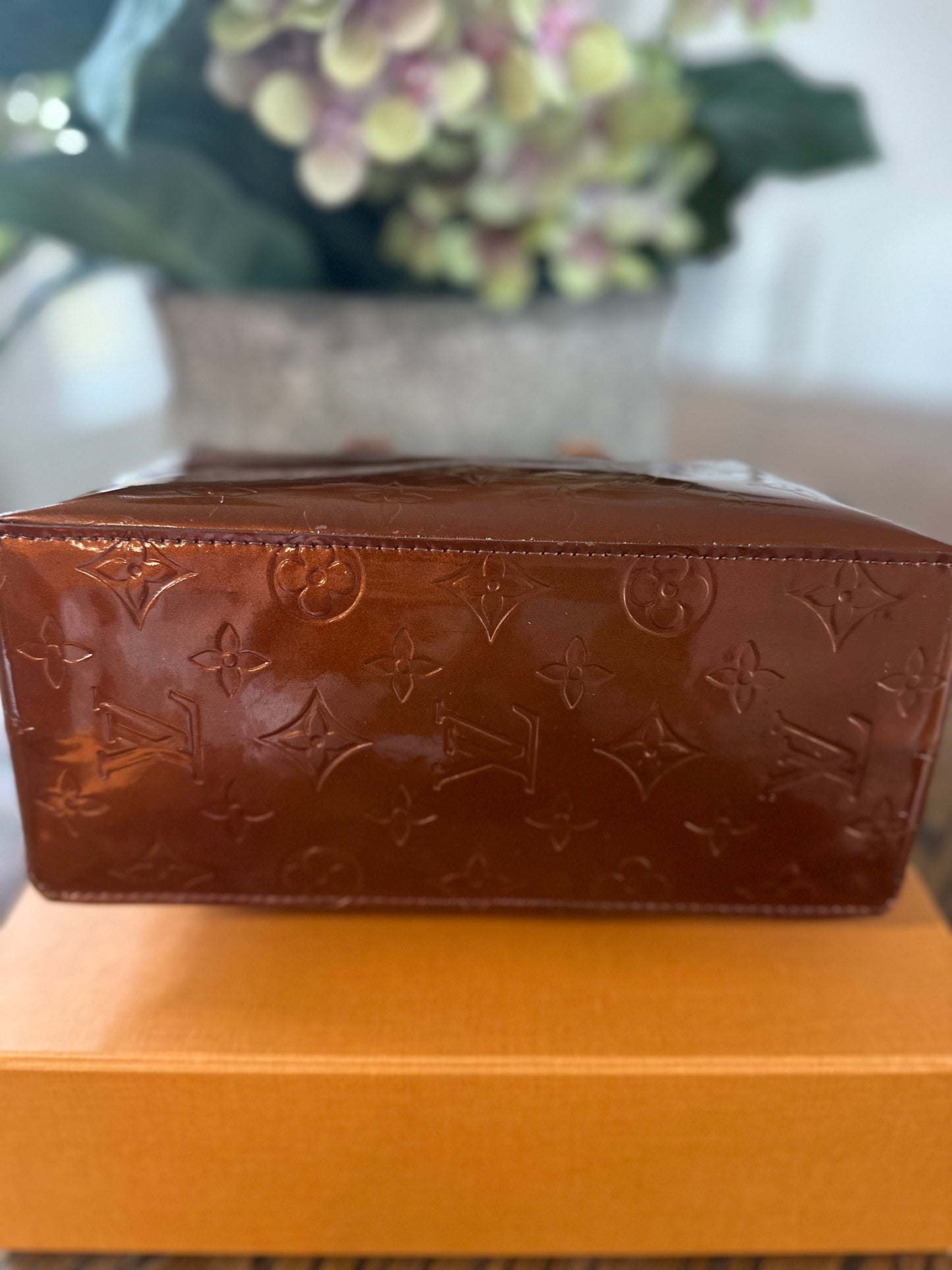 Louis Vuitton Reade