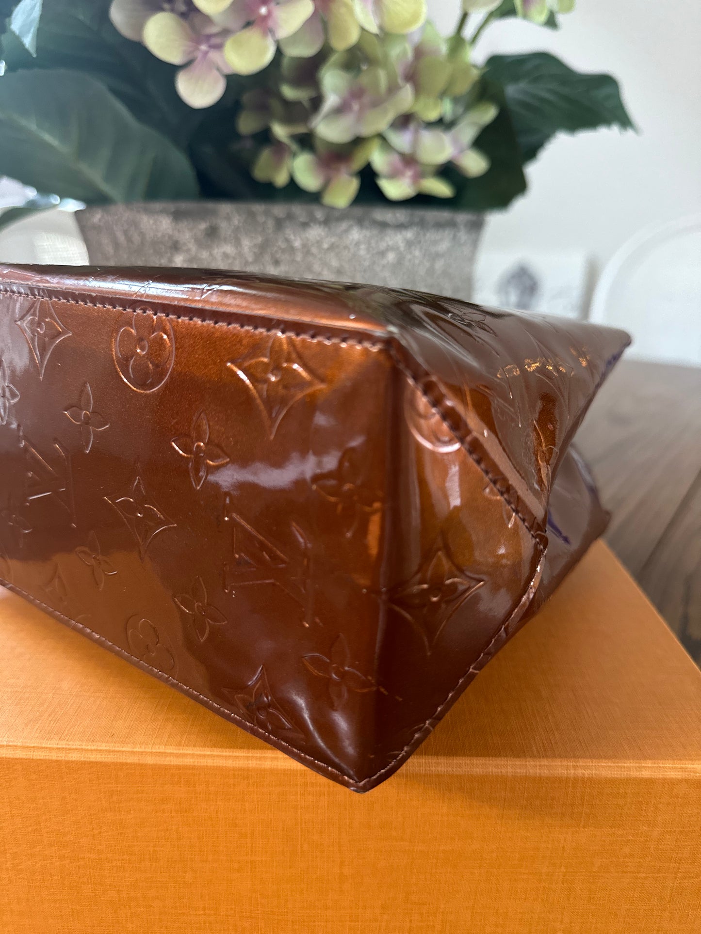 Louis Vuitton Reade