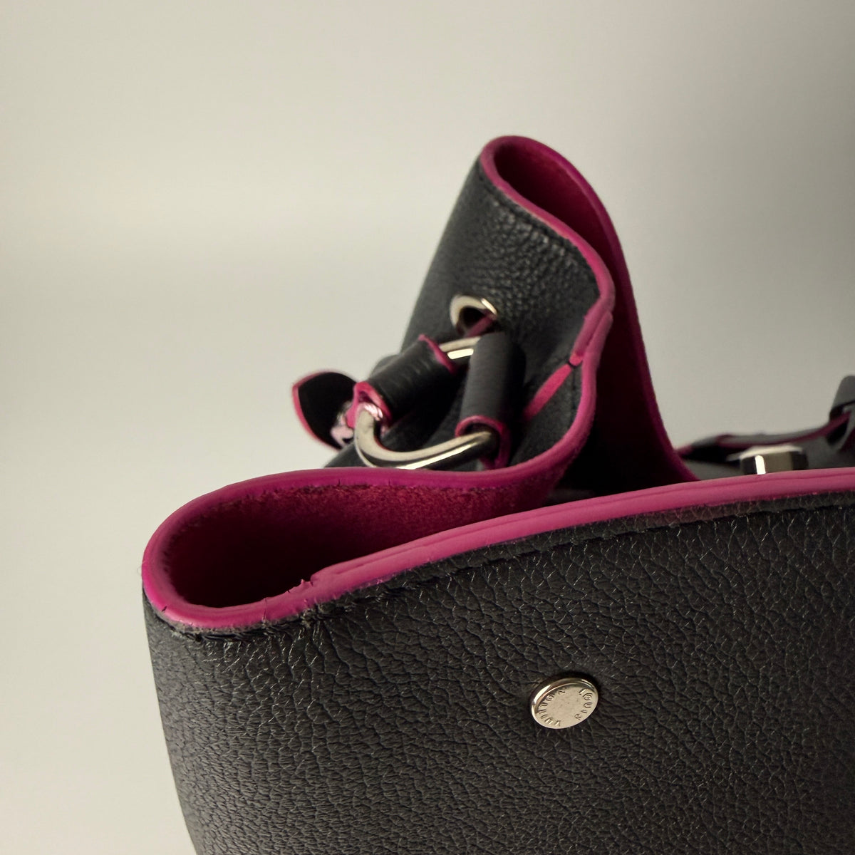 Louis Vuitton LockMe