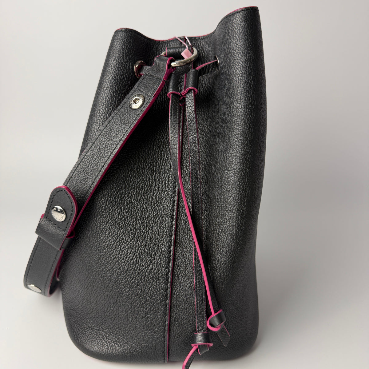 Louis Vuitton LockMe