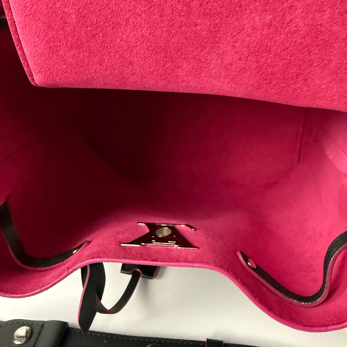 Louis Vuitton LockMe