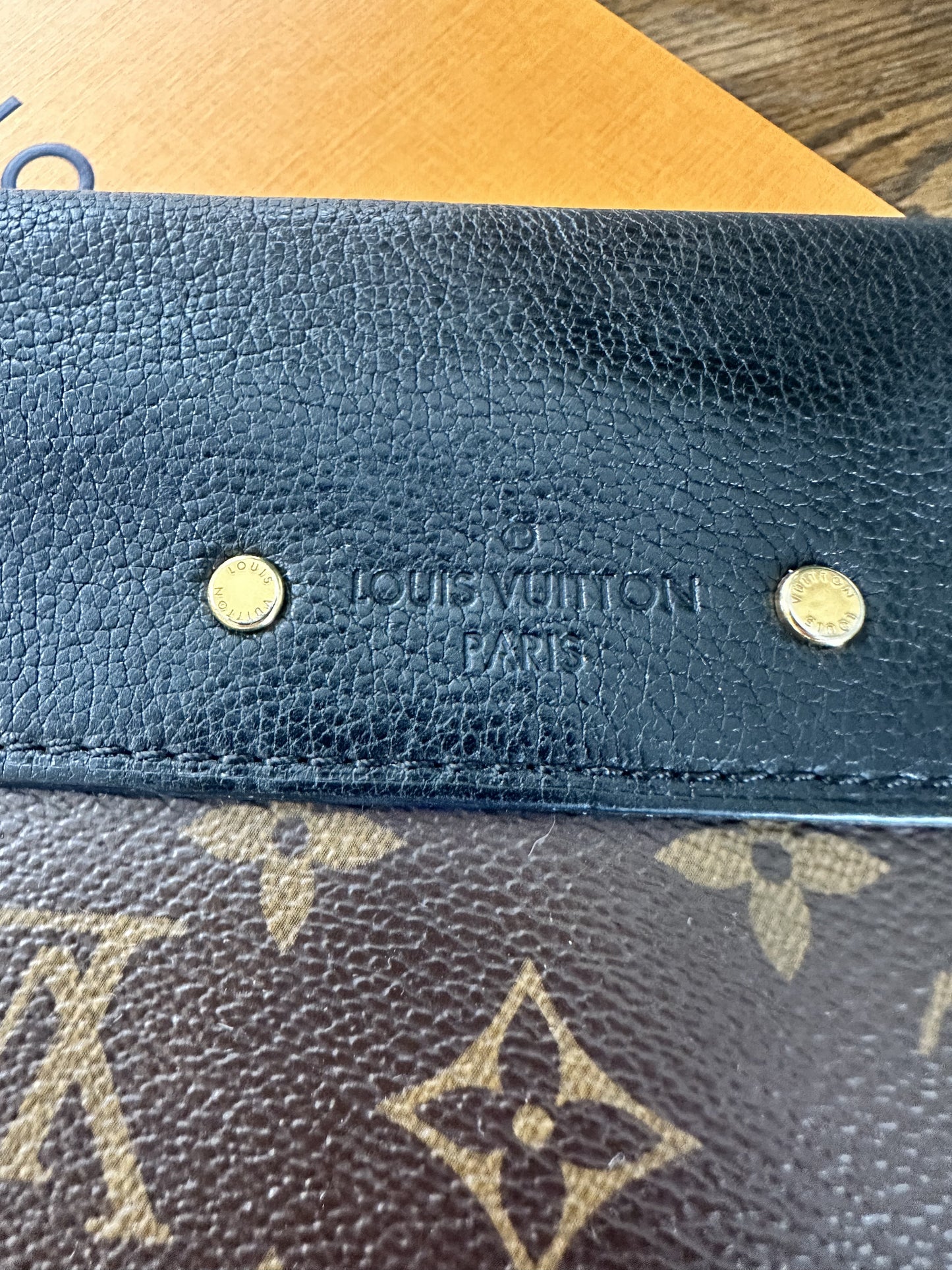Louis Vuitton Chain Pallas