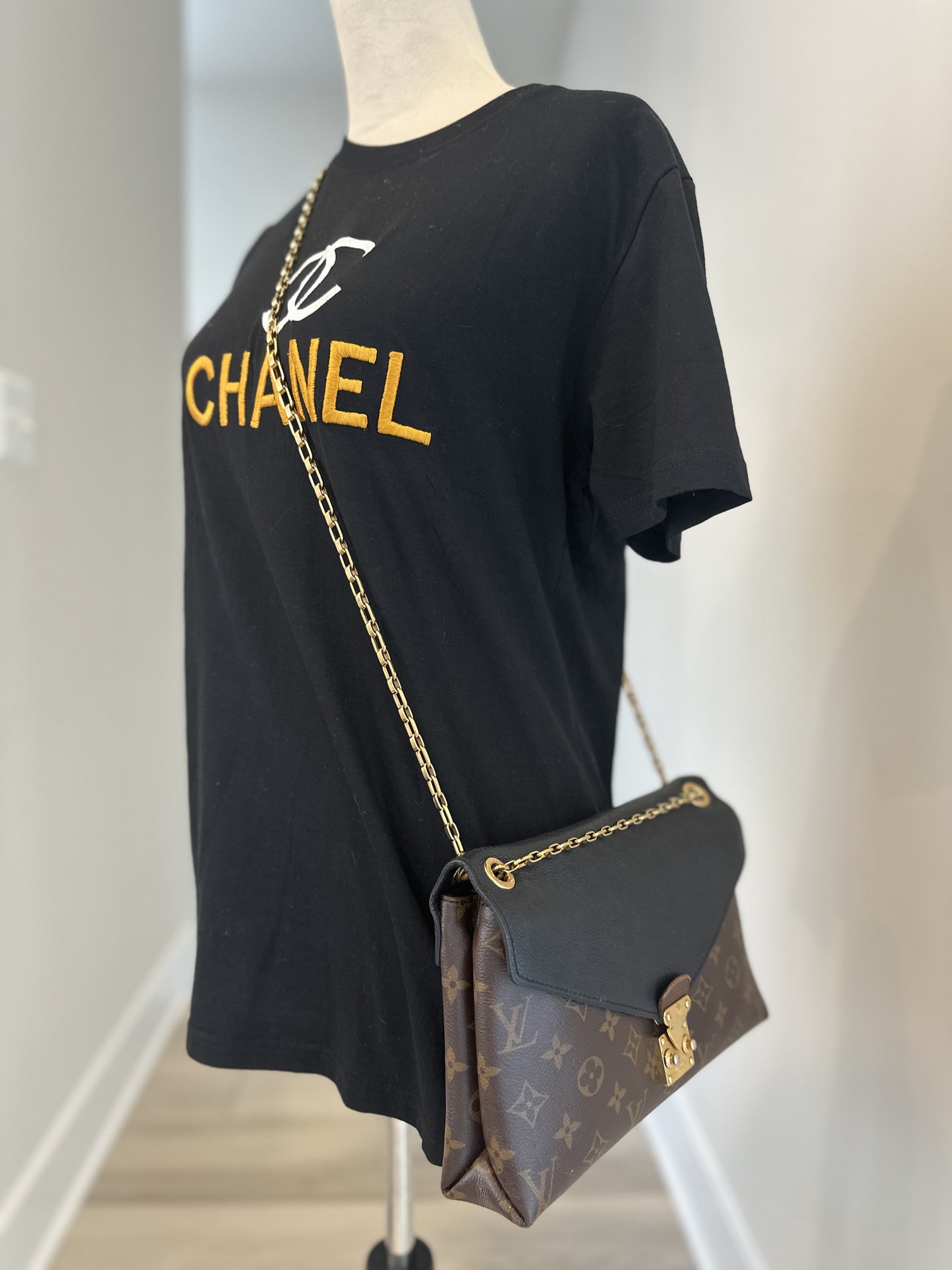 Louis Vuitton Chain Pallas