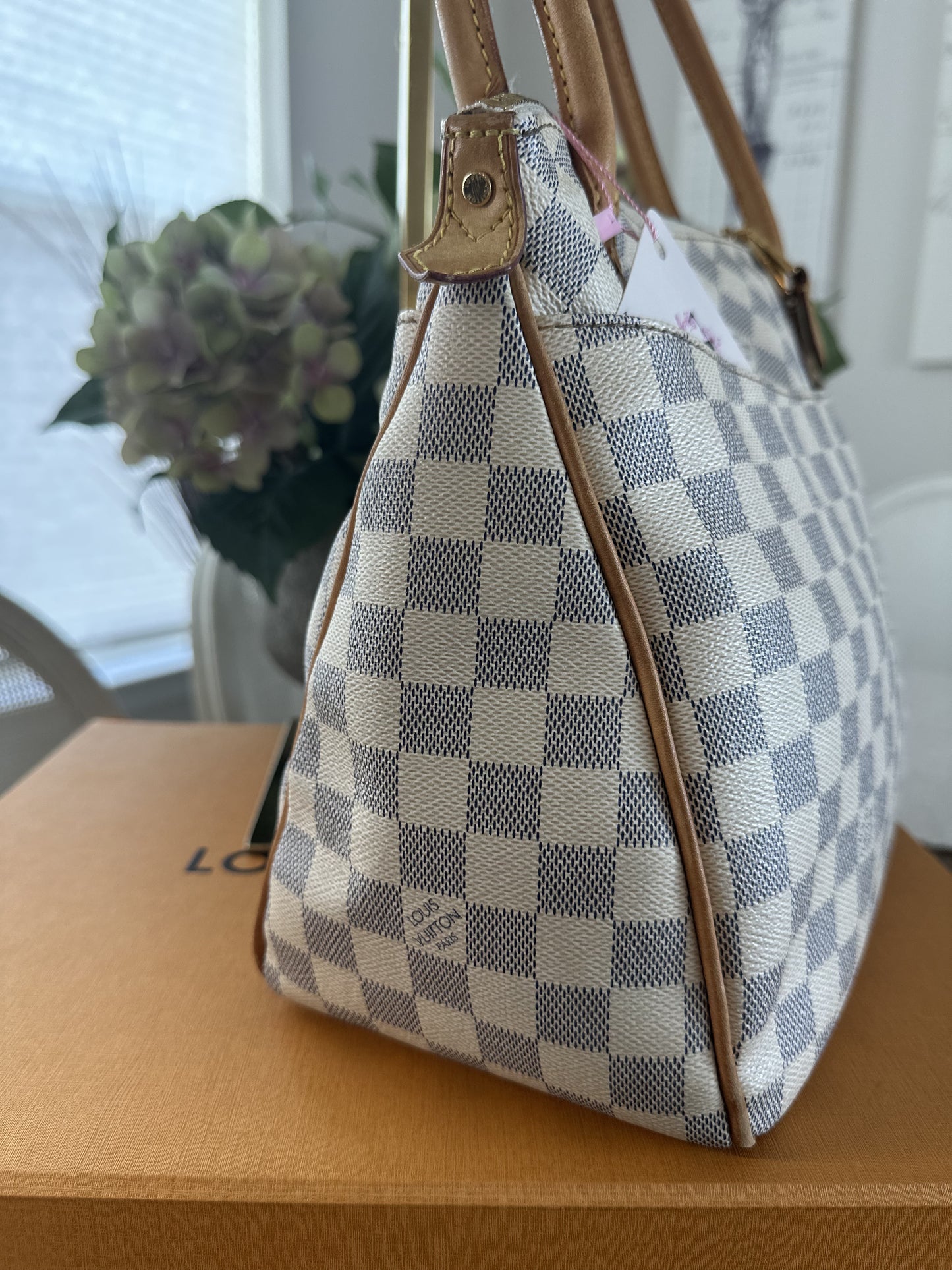 Louis Vuitton Figheri PM